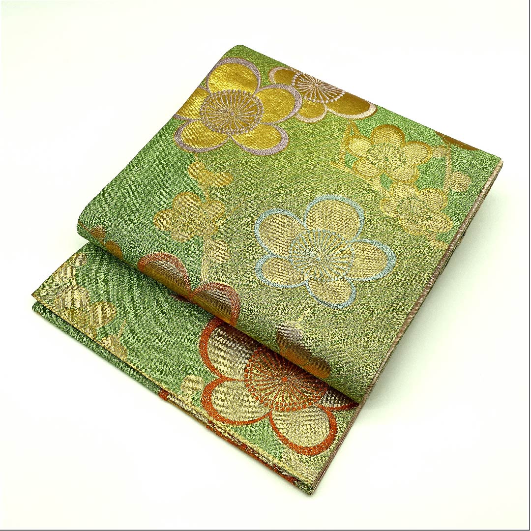 Fukuro Obi (Fukuro obi) in Wakaba-iro (young leaf color) with plum and lame, for long-sleeved kimono, obi length 440cm, pure silk, A rank, six-pass, formal, green, 1123003213319