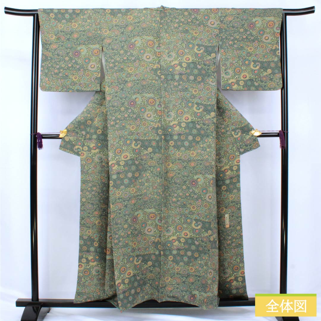 小紋 正絹 Aランク 身丈155.5cm 裄丈64cm 袷 鉄色（てついろ） 江戸小紋 南部幸雄 菊 割付文様 緑系 1115007243319