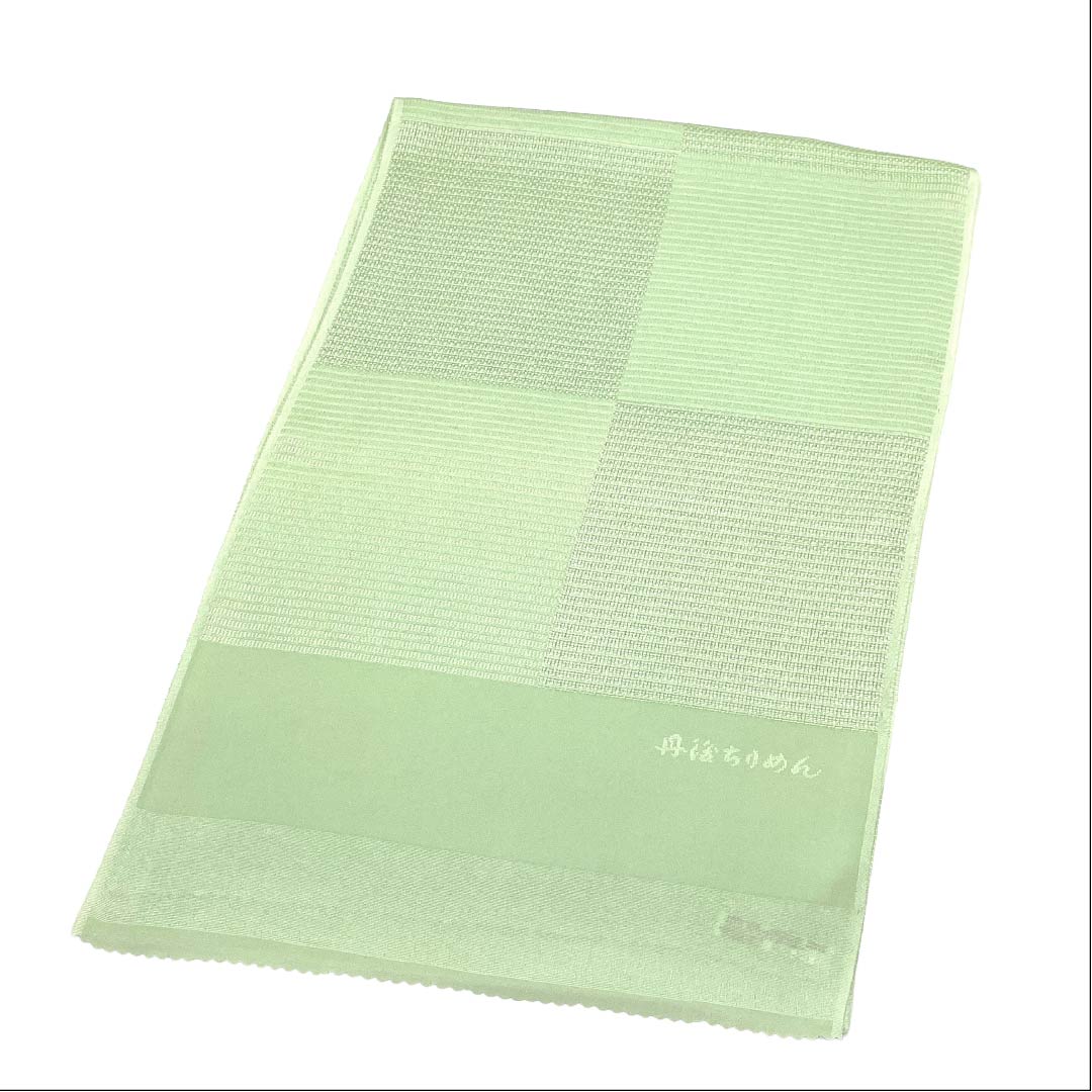 （新古品）帯揚げ 正絹 NEWランク カジュアル 薄緑色（うすみどりいろ） 丹後ちりめん 市松模様 古典柄 長さ約184cm 幅約29cm 緑系 1136003261919