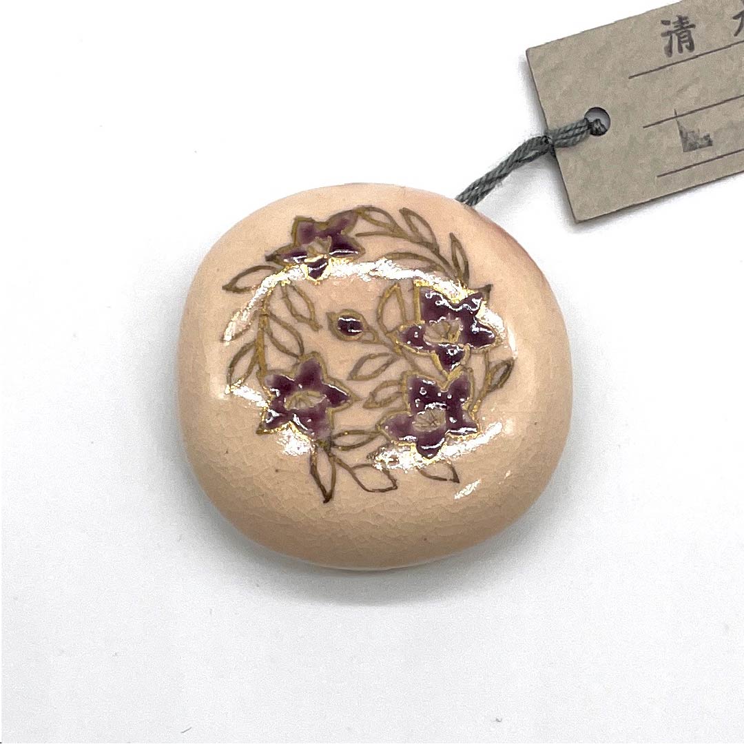 (New old stock) Obi fastener, ceramic, casual, light fragrance color, Kiyomizu ware, flower, bellflower, length approx. 3.5cm, width approx. 4cm, S rank, pink, 1137000312913