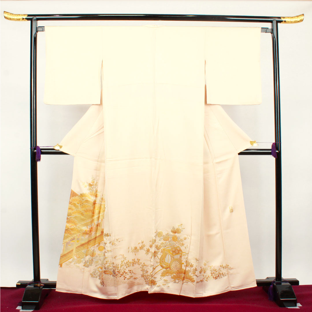 色留袖 身丈161.5cm 裄丈65.5cm 袷 和田光正 金彩友禅 薄肉色 時代風景模様 正絹 Sランク 一つ紋 クリーム系 1111000662415