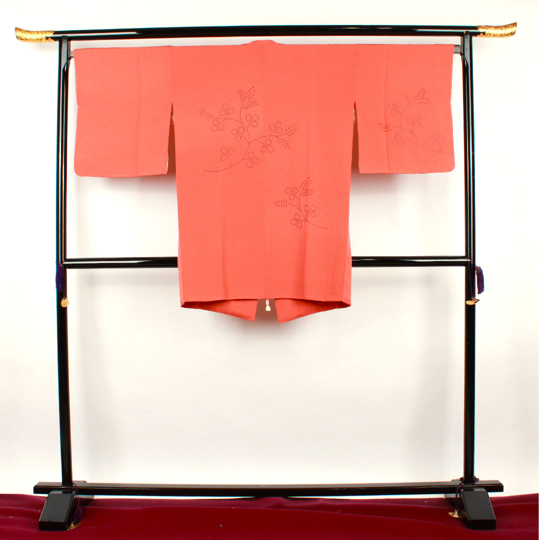 Michiyuki coat, length 88cm, sleeve length 67cm, red-colored, embroidery, pure silk, S rank, lined, pink, 1117000562913