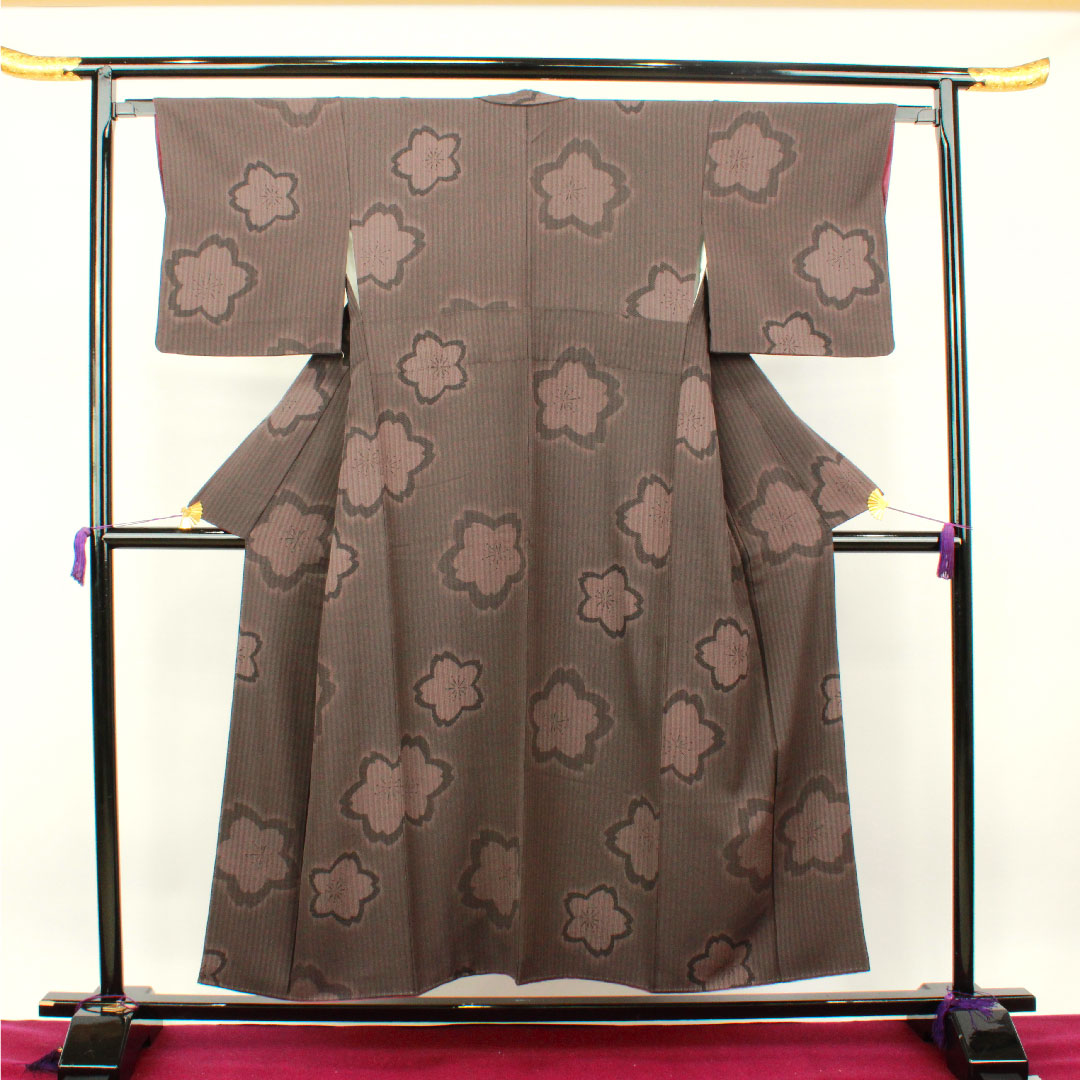小紋 身丈154.5cm 裄丈62.5cm 袷 高田勝謹製 紅消鼠色 型染 桜  正絹 Sランク 茶系 1115002752214