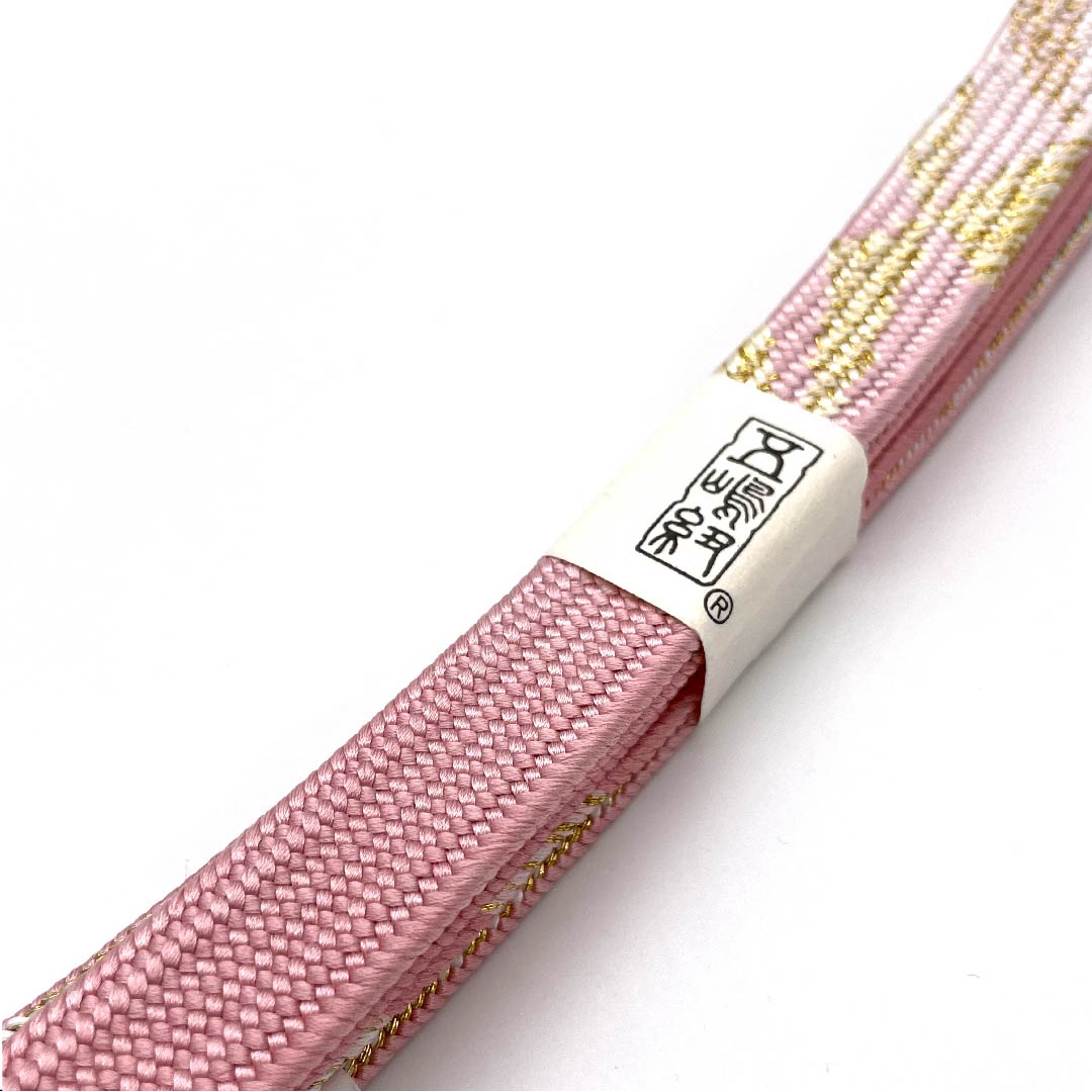 (New old stock) Obijime (belt tying) Pure silk quarter-length cord Light crimson Goshima cord Edo braid Metallic thread used Length approx. 159cm Width approx. 1.7cm Semi-formal S rank Pink 1135002442313