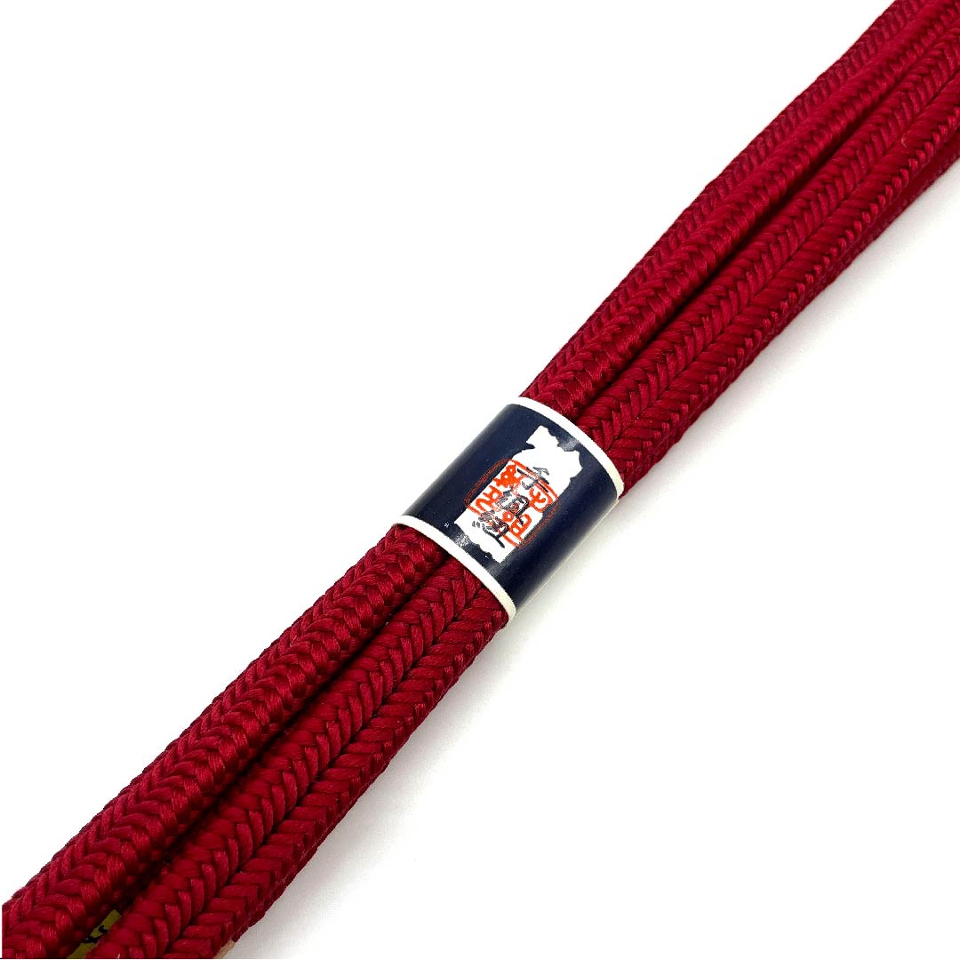 （新古品） 帯締め 正絹 四分紐 紅赤色（べにあかいろ） 手組紐 冠紐 京焼帯留め 長さ約136cm 幅約1cm カジュアル Sランク 赤系 1135000042312
