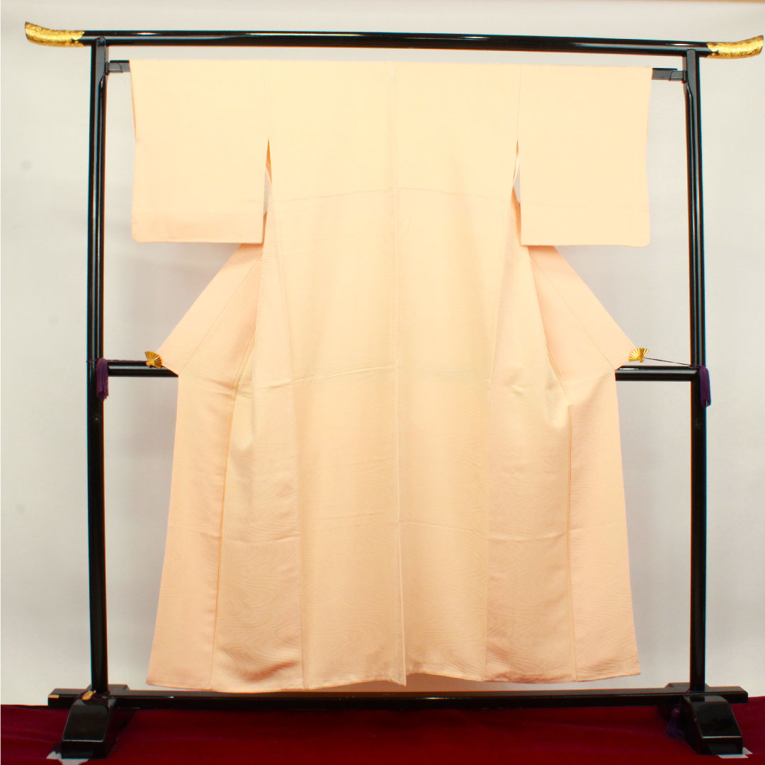 色無地 正絹 薄肌色 流水 五三桐  身丈153.5cm 裄丈64cm 袷  Aランク 橙系 1114000993226