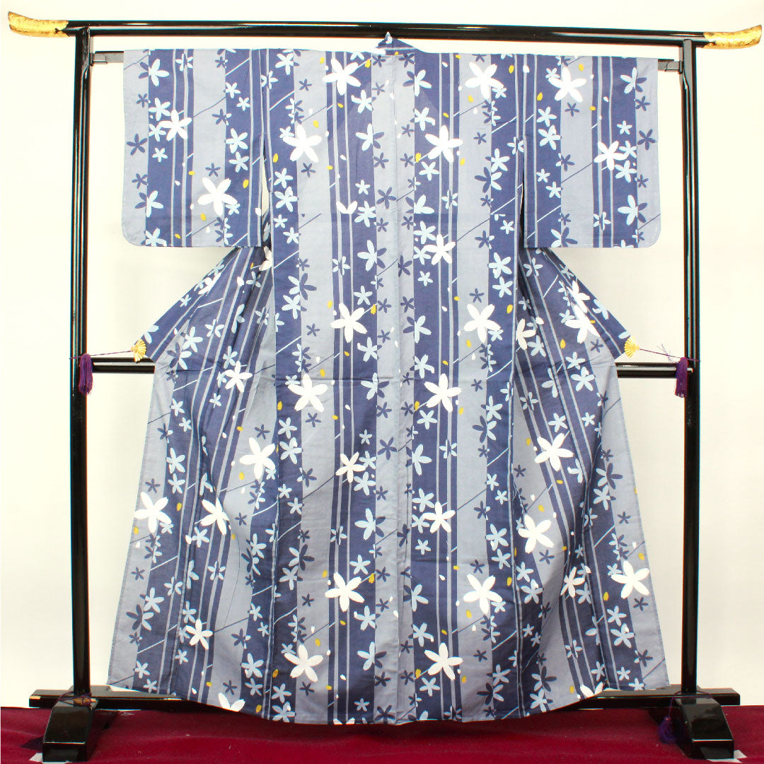 浴衣 しつけ糸付き 未使用品 桜 木綿 Sランク 単衣 身丈162cm 裄丈64cm グラデーション系 1118002832499
