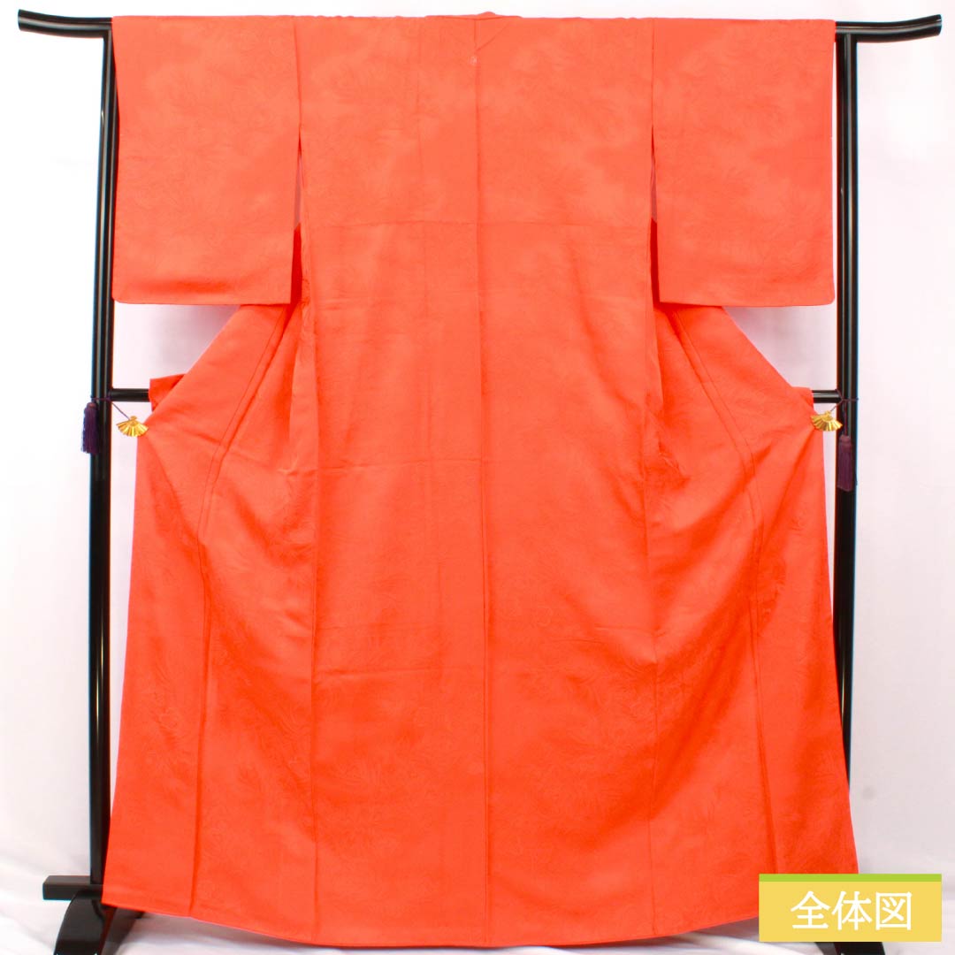 Solid-colored silk kimono, S-rank, length 165.5cm, sleeve length 64cm, Kyoto scarlet (Kyohiiro), peacock feather design, single crest, sword and katabami pattern, lined, orange, 1114002462526