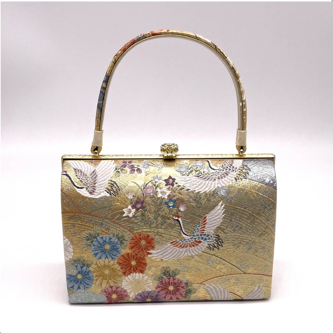 Formal Japanese style bag, gold color, crane, pine, chrysanthemum, gold, A rank, 113900026321