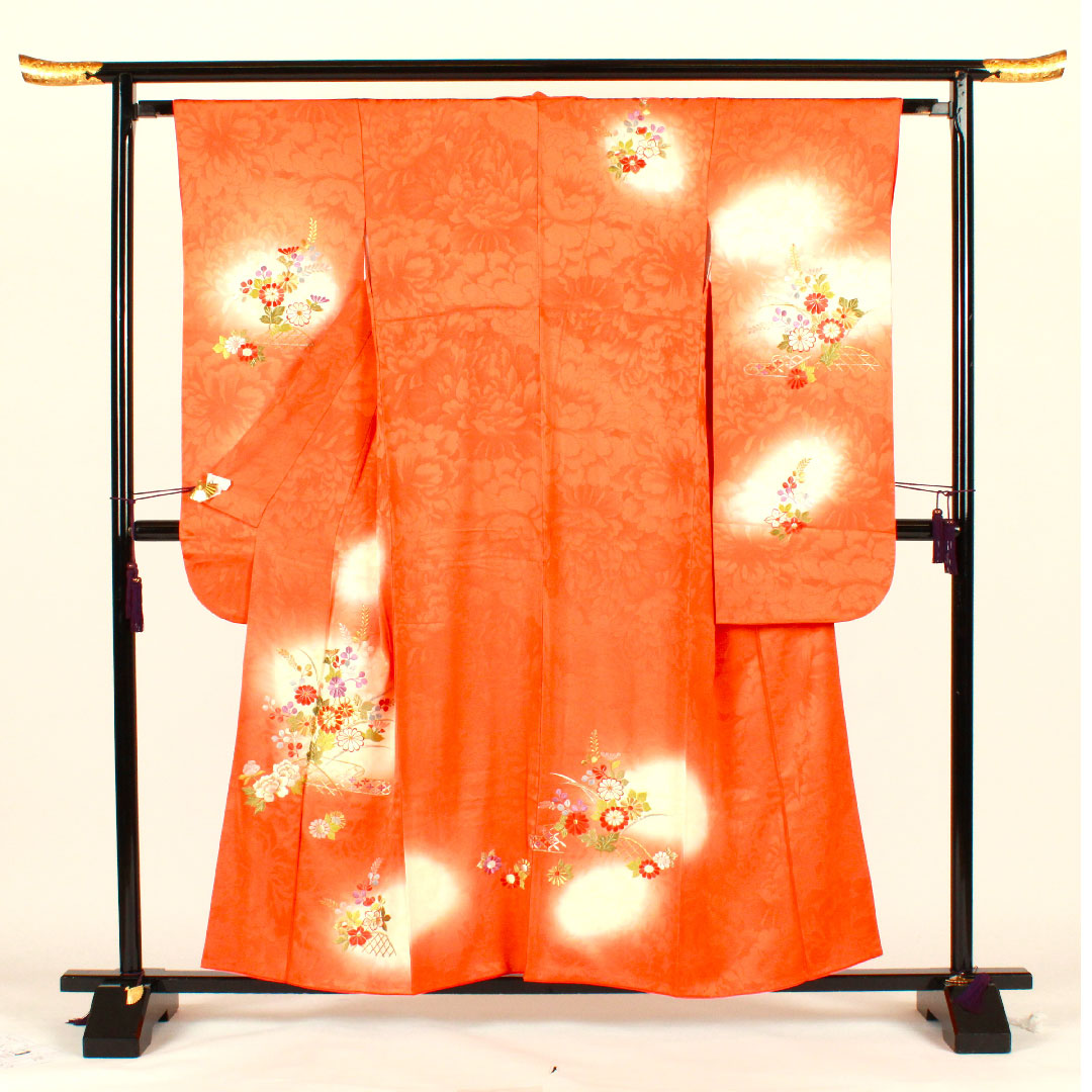 振袖 身丈157.5cm 裄丈63cm 袷  刺繡 花模様  正絹 Bランク 朱系 1113000754316