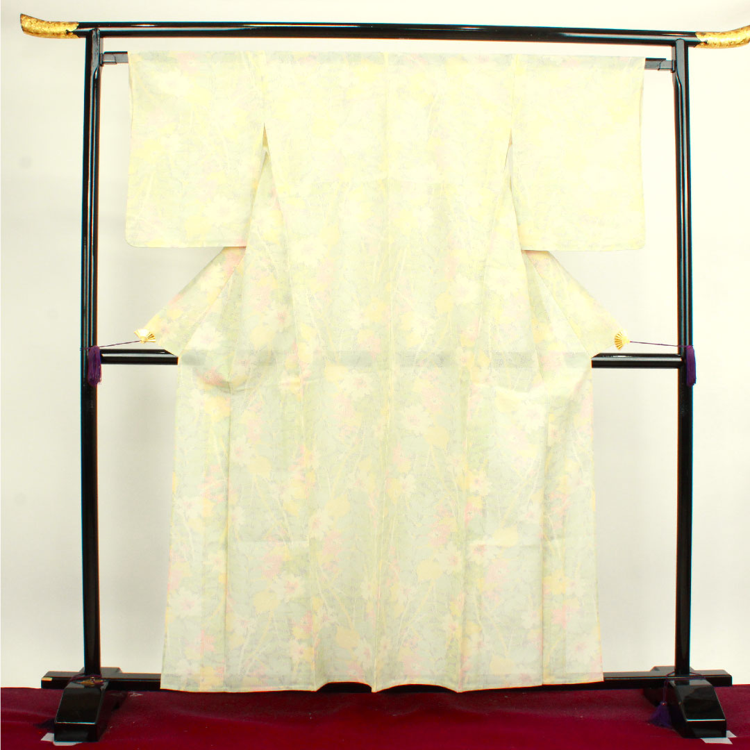 夏物 正絹 紬 身丈159cm 裄丈64cm 乳白色（にゅうはくしょく） 抽象花 しつけ糸付き 紗 Aランク クリーム系 1132000553315
