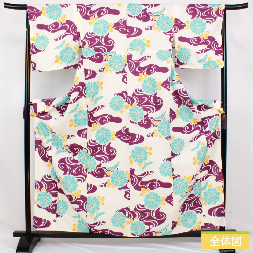 Polyester Komon (S rank) - Height 163cm, Sleeve-to-sleeve 67cm, Unlined, Milky White, Stenciled, Flowing Water and Chrysanthemum pattern, Washable Kimono, White-based, 1115007952411