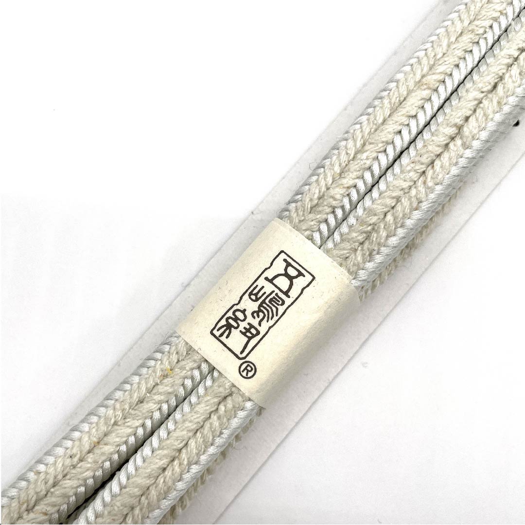 （新古品） 帯締め 正絹 四分紐 卯の花色（うのはないろ） 江戸組紐 五嶋紐 新古品 長さ約156cm 幅約1cm カジュアル Sランク 白系 1135000272311