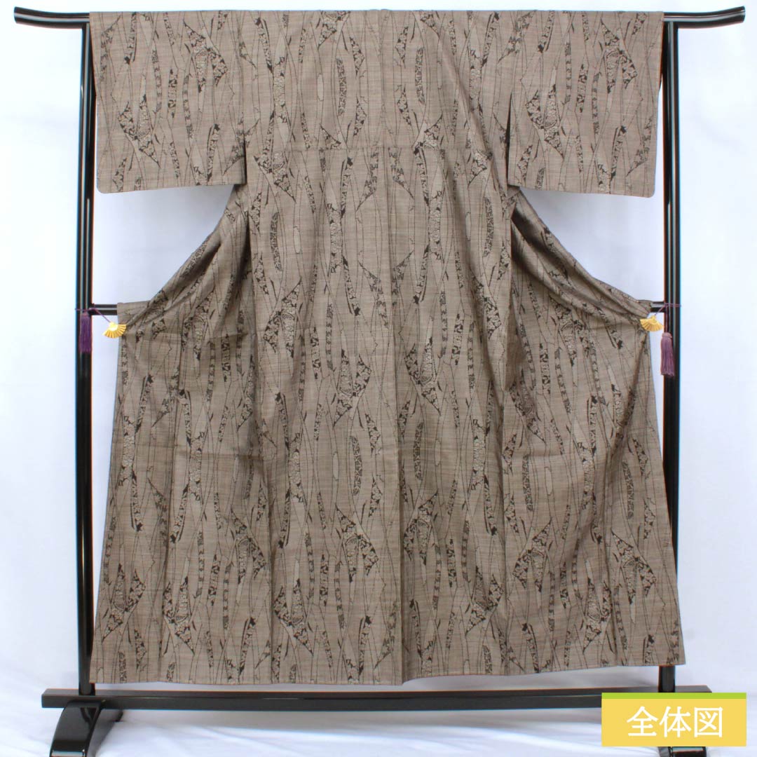 Tsumugi Silk S Rank Length 154.5cm Sleeve Length 63cm Fushiiro Oshima Tsumugi Abstract Pattern With basting threads Lined Brown 1116004852214