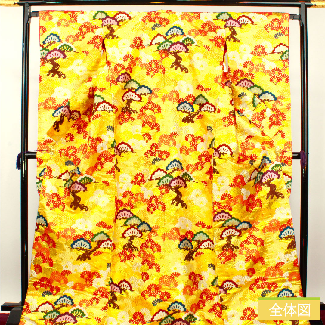Colored uchikake, pure silk, length 190cm, sleeve length 66cm, Karaori, pine and chrysanthemum, with basting thread, unused, S rank, lined, gold, 1110000852921