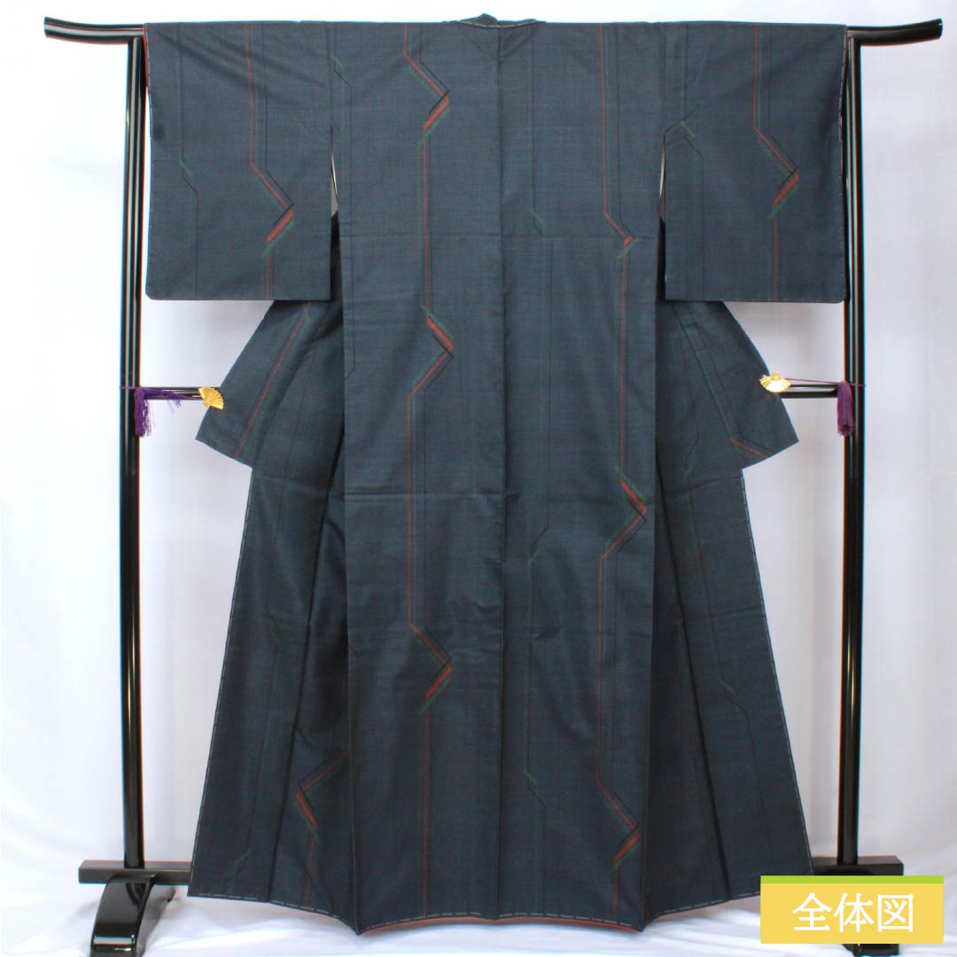 紬 正絹 Bランク 身丈163.5cm 裄丈64cm 紺鉄色（こんてついろ） 大島紬 一元絣 7マルキ 袷 紺系 1116003984418