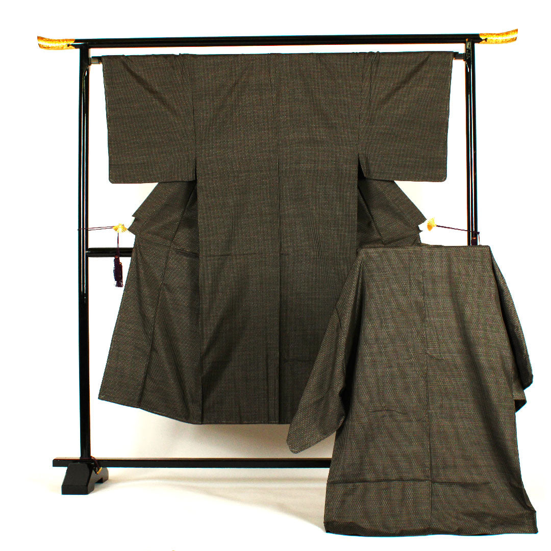 Men's Length 144cm Sleeve length 67cm Oshima Tsumugi ensemble Pure silk S rank Awase Black 1119000202410