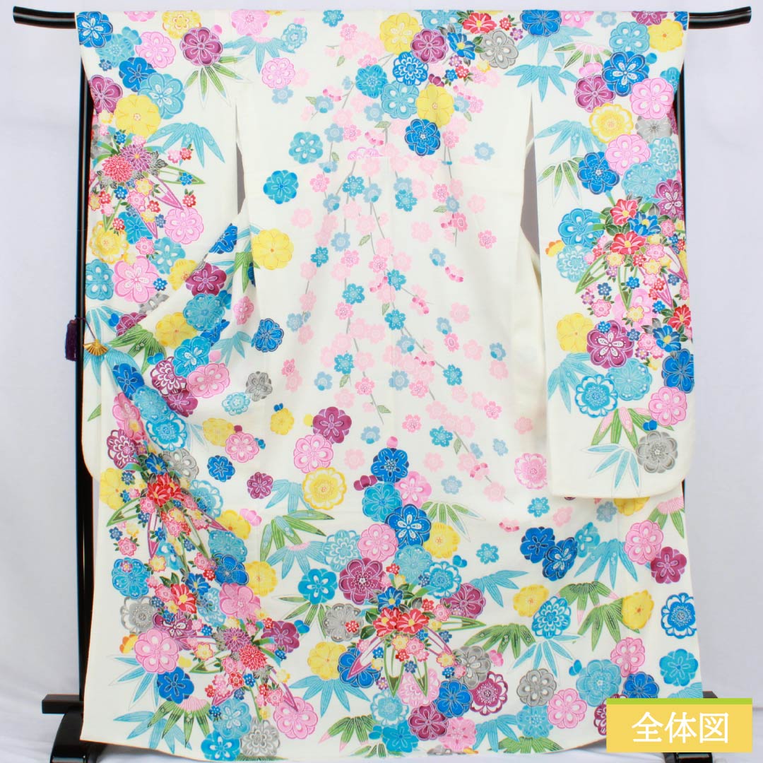 Polyester Furisode, S Rank, Length 172cm, Sleeve-to-shoulder 67cm, Lined, White, All-over floral and sayagata pattern, Washable Kimono, White tone, 1113002852611