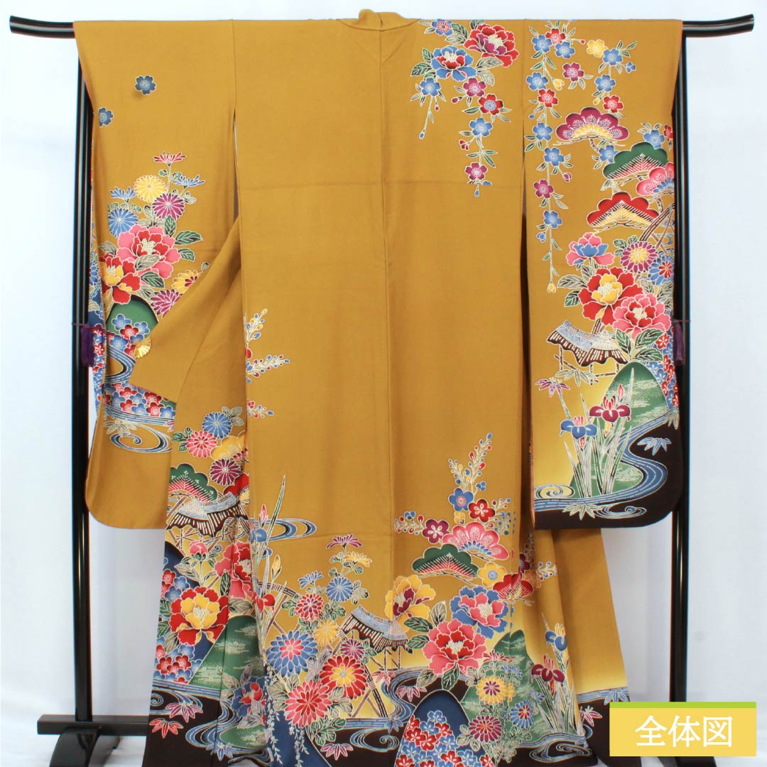 Furisode (long-sleeved kimono) made of pure silk, S-rank, length 166cm, sleeve length 67cm, lined, magnolia-colored, Kyoto Bingata (Kyoto Bingata) pattern with auspicious motifs of pine, iris, and orange tones, product number 1113002302526