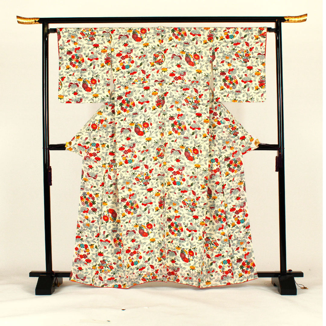 Komon, Length 164cm, Sleeve length 67cm, Lined, Stencil dyeing, Chrysanthemum, Floral pattern, Pure silk, A rank, White, 1115001223311