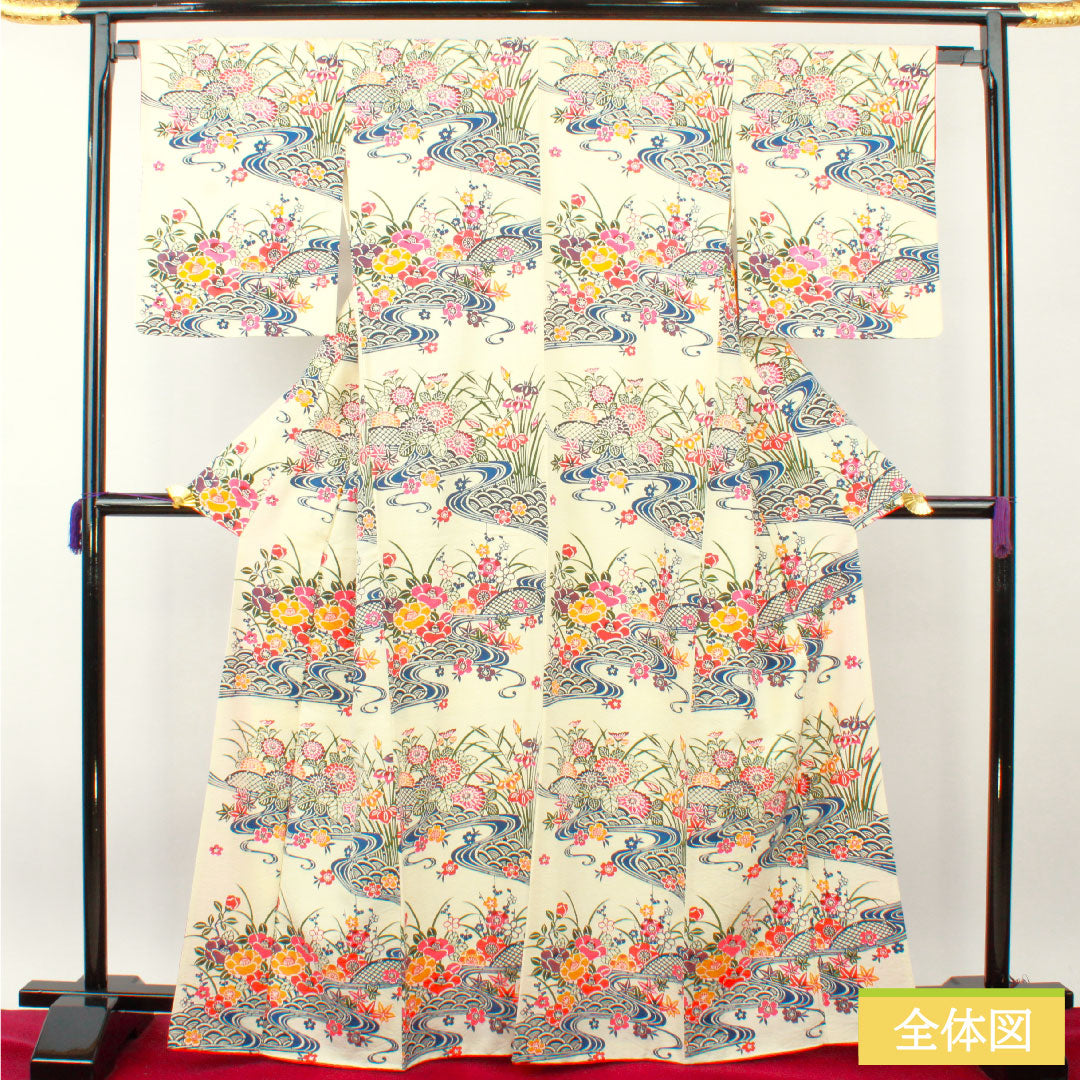 Komon, pure silk, length 166.5cm, sleeve length 65.5cm, lined, milky white, Kyoto Bingata, auspicious motif, S rank, white, 1115004412511