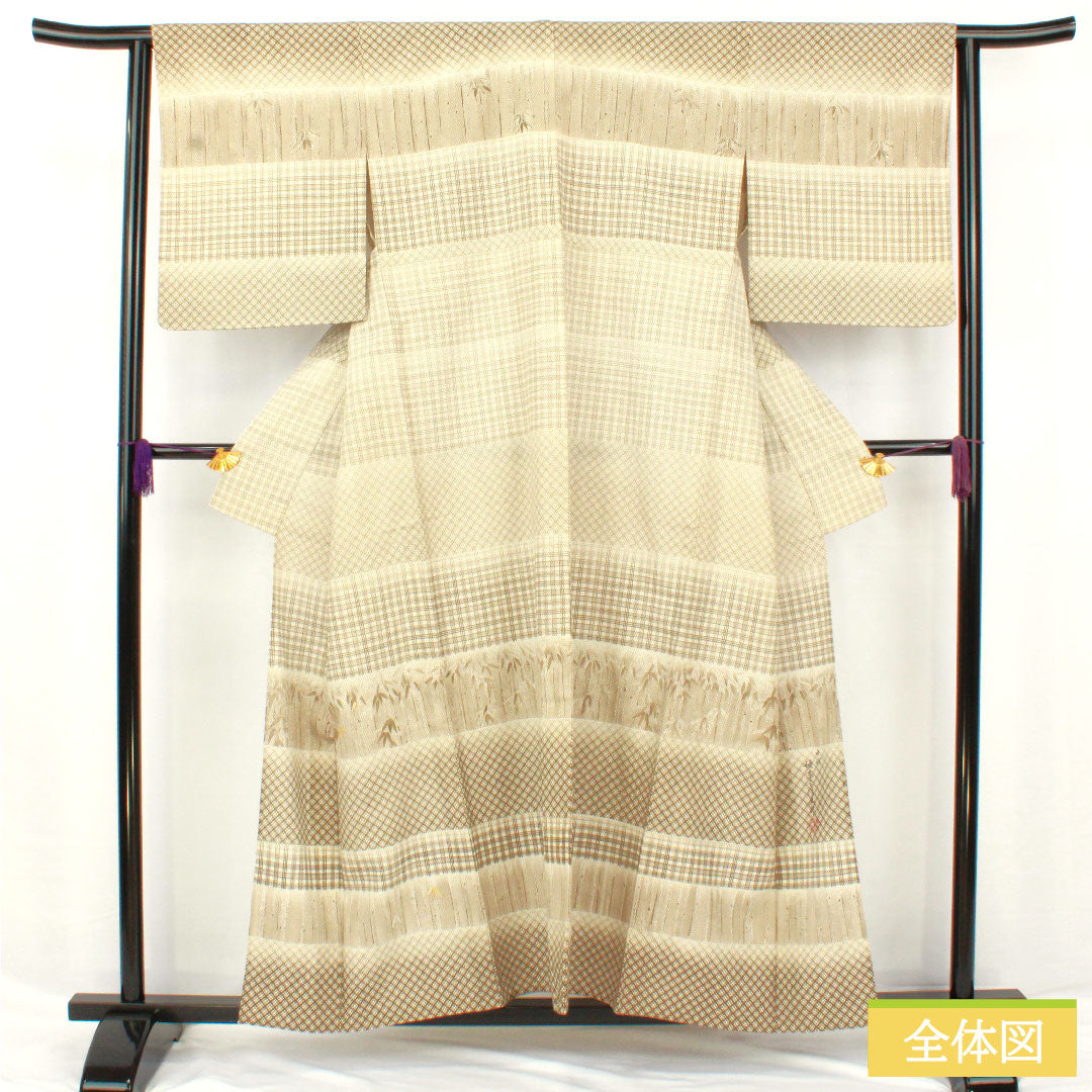 Homongi (formal kimono) made of pure silk, single layer, length 156.5cm, sleeve length 63.5cm, white-brown, by artist, bamboo, pearl-tone finish, Bando Mitsugoro, S rank, beige, 1112006022325