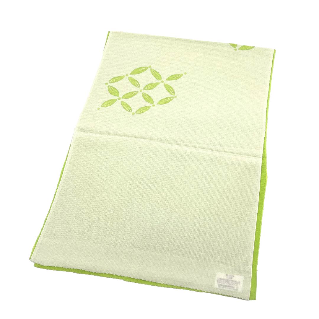（新古品）帯揚げ 正絹 NEWランク セミフォーマル 黄浅緑色（きあさみどりいろ） 古典柄 七宝柄 七宝崩し 長さ約180cm 幅約28cm 緑系 1136003411919