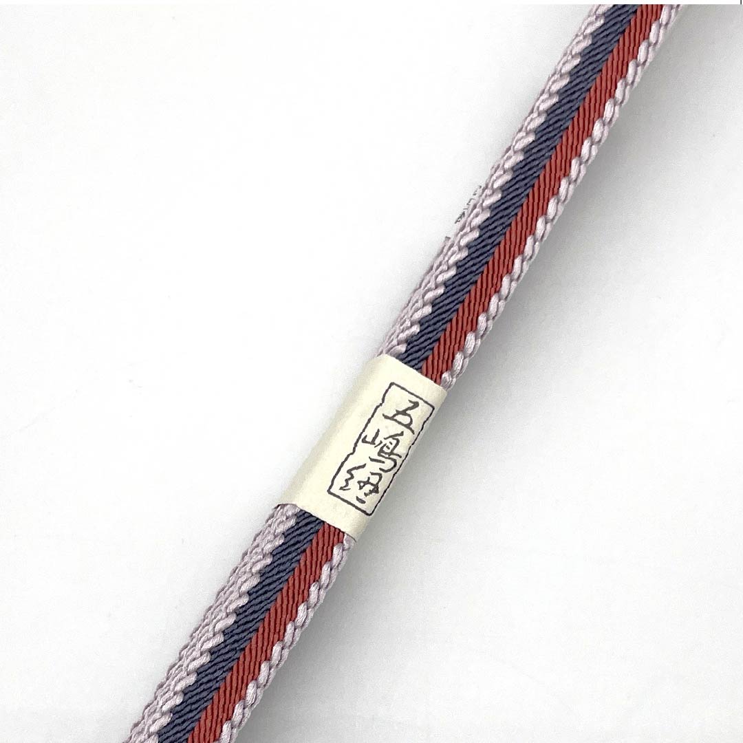 (Like new) Pure silk obijime (sash band) in white wisteria, safflower, or dove feather purple. Made with Goshima string. Length: approx. 163cm, Width: approx. 1.3cm. Casual style. Purple. Product code: 1135004781320