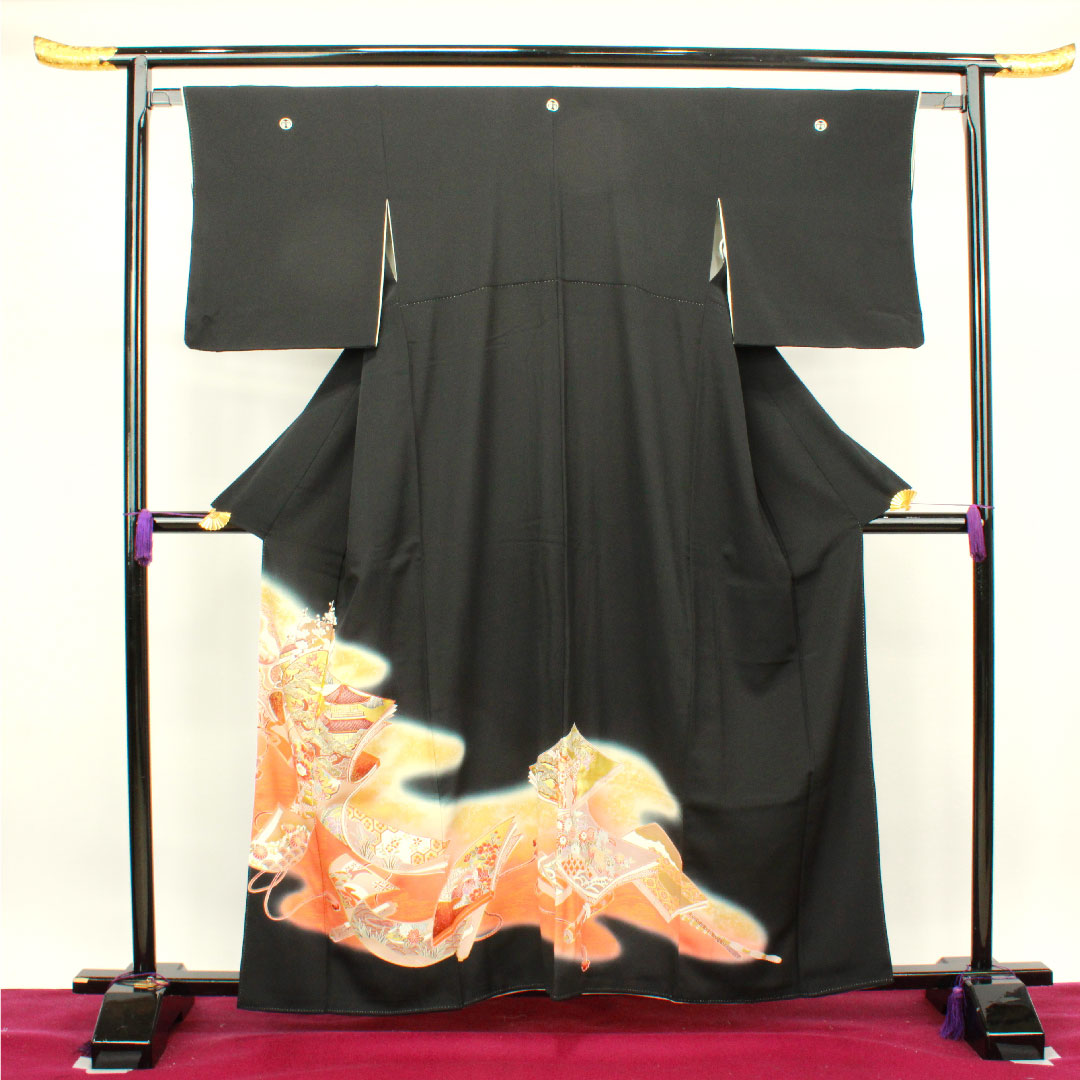 Black formal kimono, length 159.5cm, sleeve length 63cm, lined, Kyoto Yuzen, auspicious motif, circle and bottles, pure silk, A rank, five crests, black, 1111000843310
