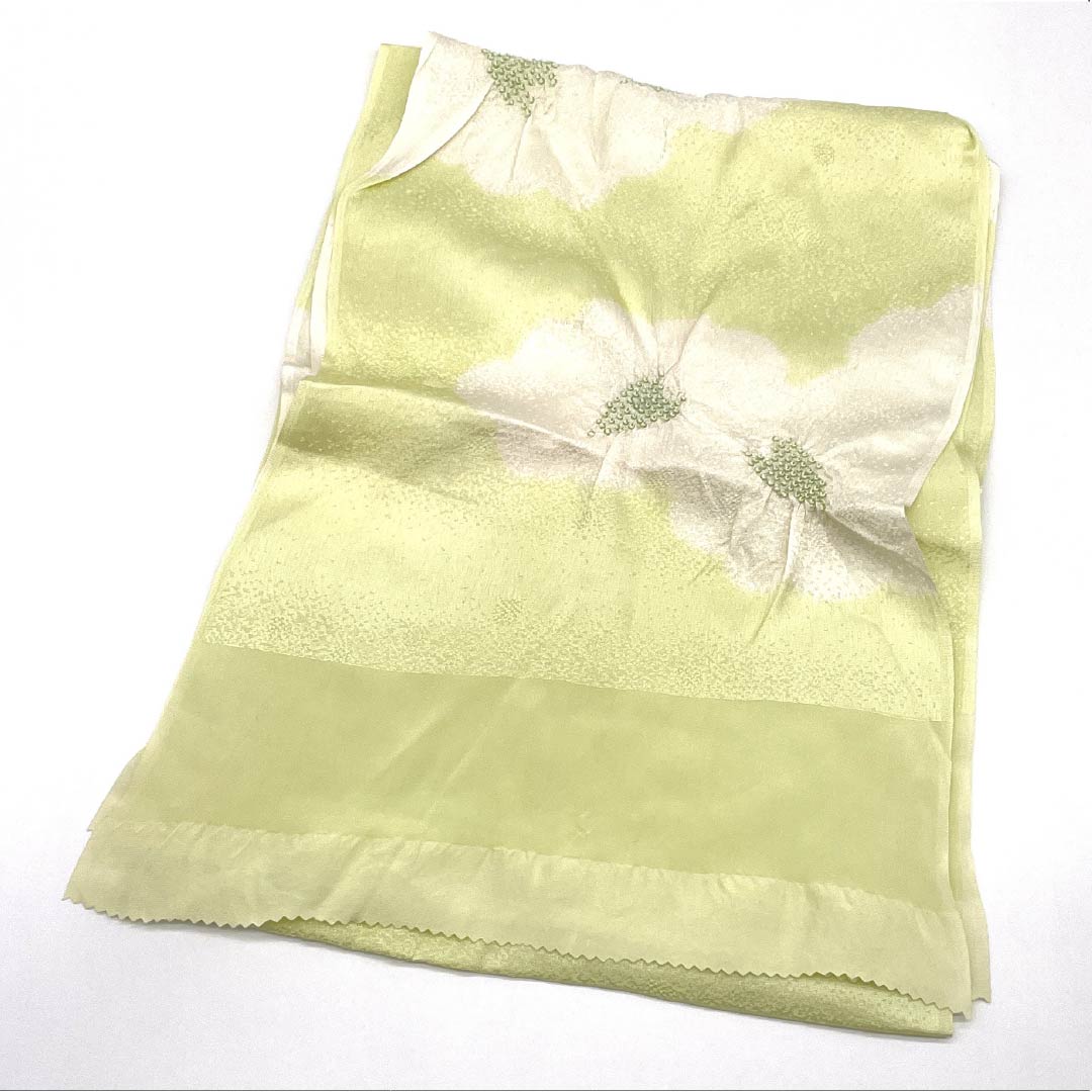 Semi-formal obiage (sash sash), pure silk, S-rank, sulfur-colored, shibori (dyed sash), floral pattern, approximately 160cm long, 29cm wide, green, product number 1136002332919