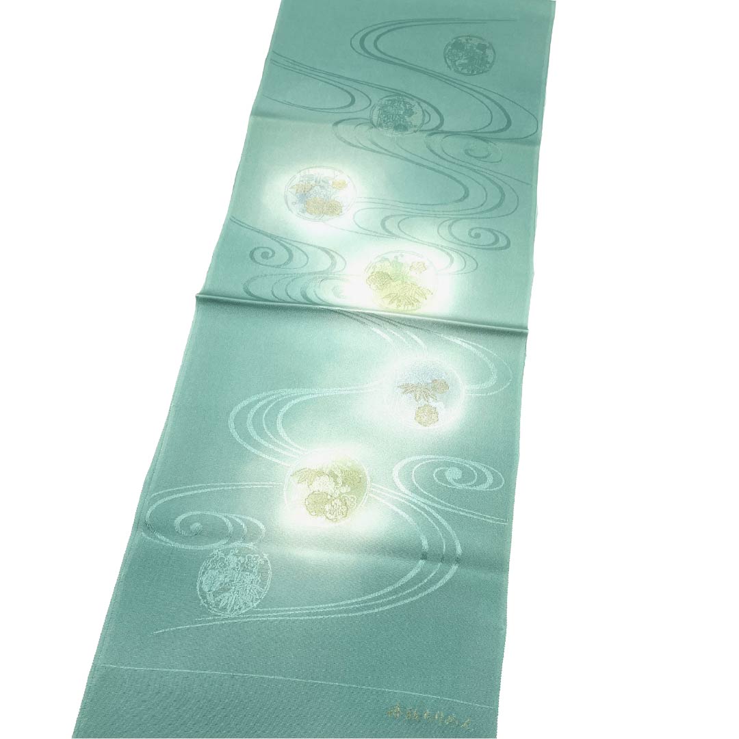 （新古品）帯揚げ 正絹 NEWランク セミフォーマル 花緑青色（はなろくしょういろ） 流水 丸に松竹梅 古典柄 長さ約184cm 幅約28cm 緑系 1136003241919