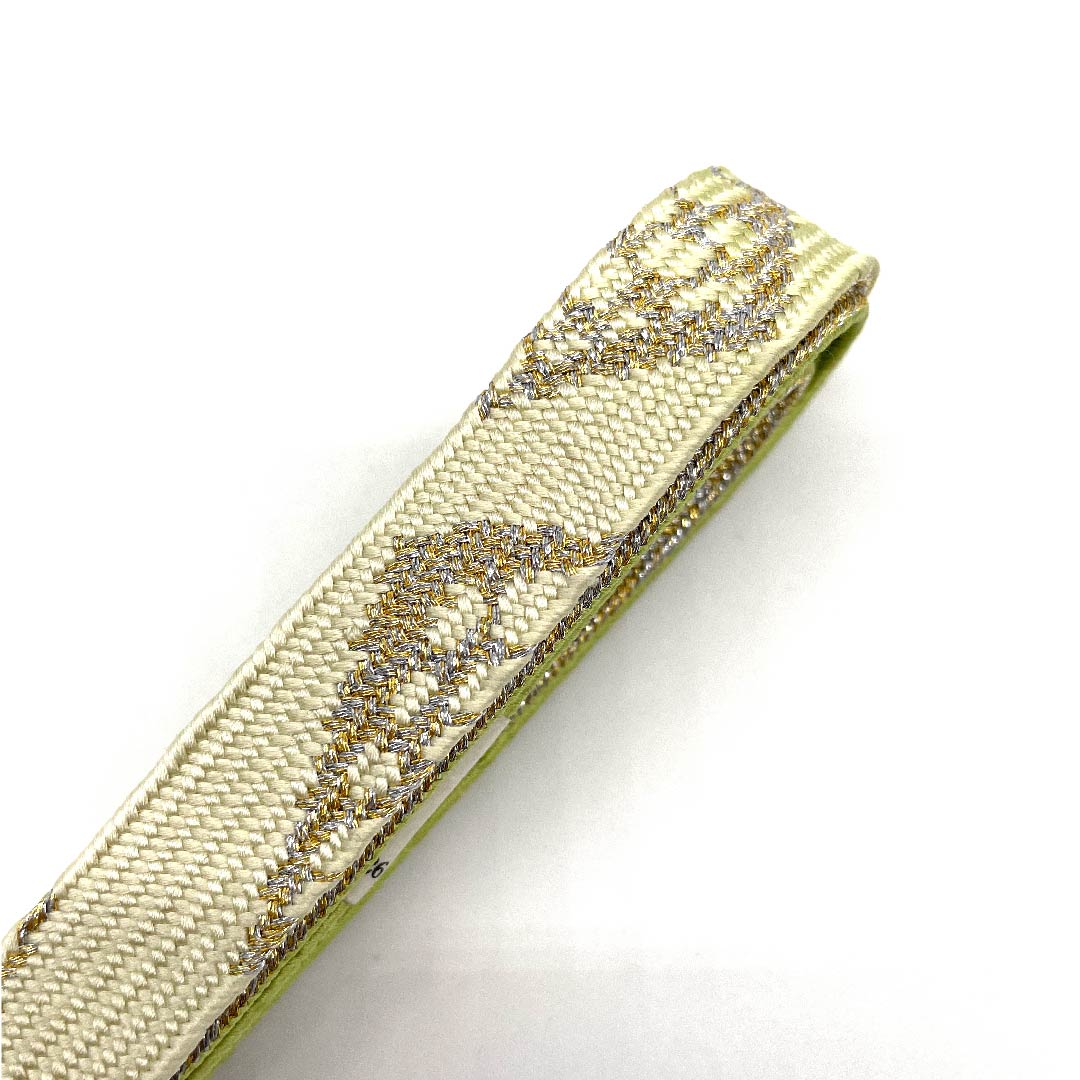 （新古品） 帯締め 正絹 四分紐 若菜色（わかないろ） 金属糸使用 新古品 長さ約156cm 幅約1.5cm フォーマル Sランク 緑系 1135000442319