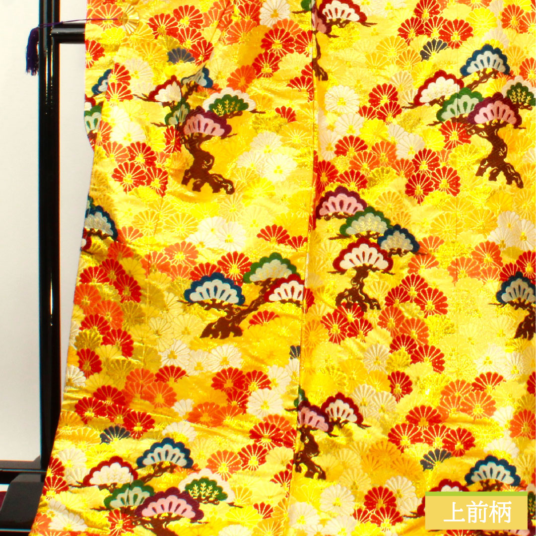 Colored uchikake, pure silk, length 190cm, sleeve length 66cm, Karaori, pine and chrysanthemum, with basting thread, unused, S rank, lined, gold, 1110000852921