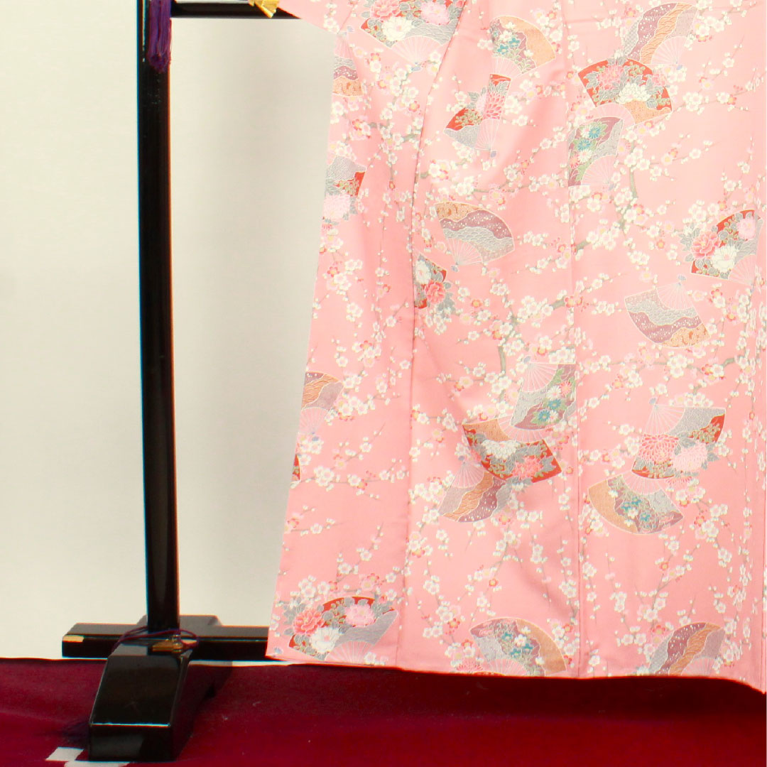 小紋 身丈161cm 裄丈64.5cm 袷  一重梅色 洗える着物 しつけ糸付き 未使用品 扇 梅  ポリエステル Sランク ピンク系 1115003312413