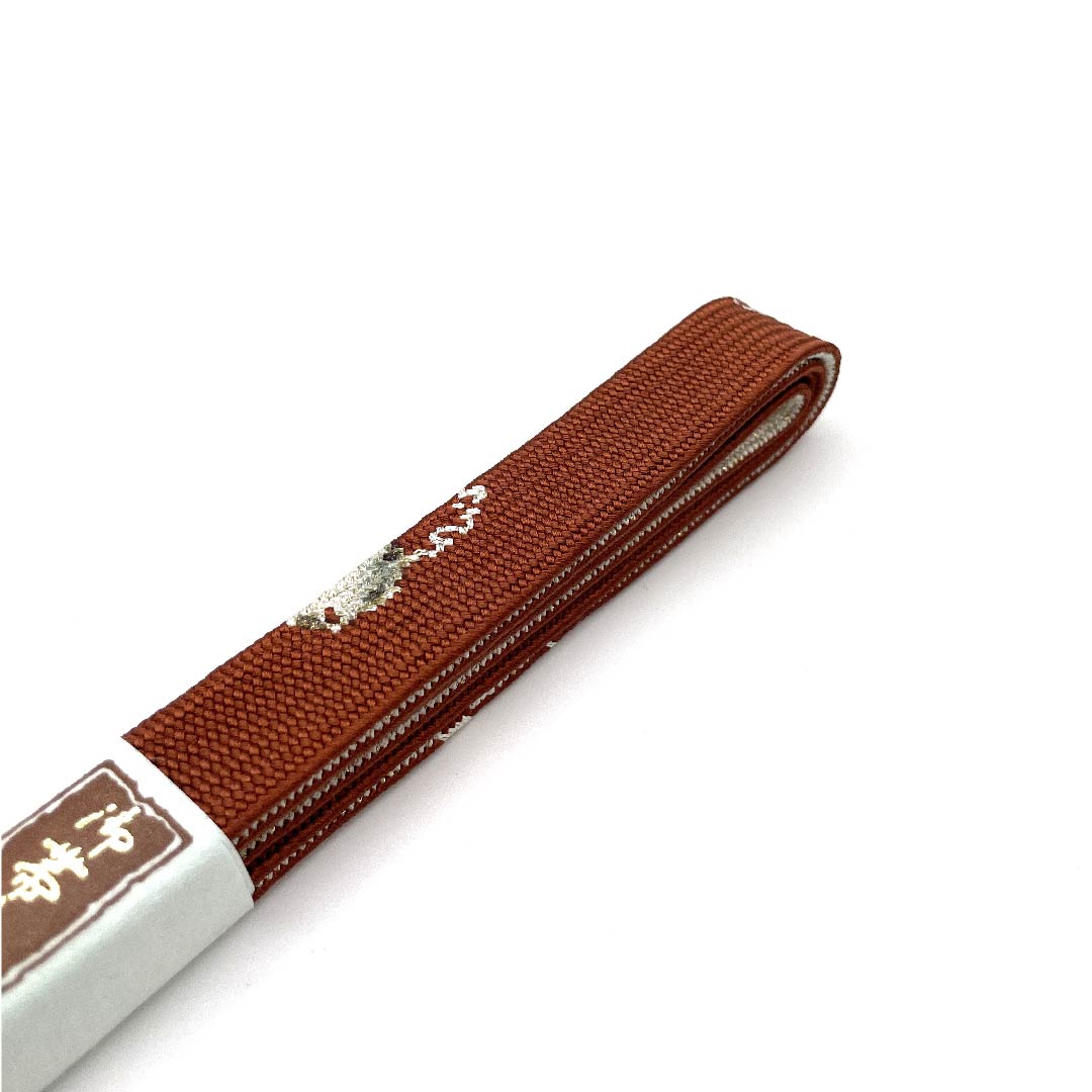 (New old stock) Obijime (sash fastener) Pure silk quarter string, rusty red (akasabiiro) Metallic thread used Suiran Kobo New old stock Length approx. 160cm Width approx. 1.5cm Semi-formal S rank Brown 1135001752914