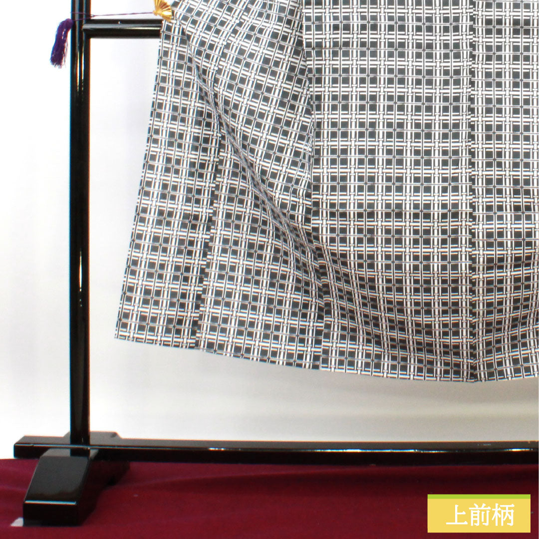 Men's Cotton Kimono (Yukata) - Length: 148cm, Sleeve-to-Sleeve: 71cm, S Rank, Unlined, Gray/Ink Color, Plaid Pattern, 1118005102422
