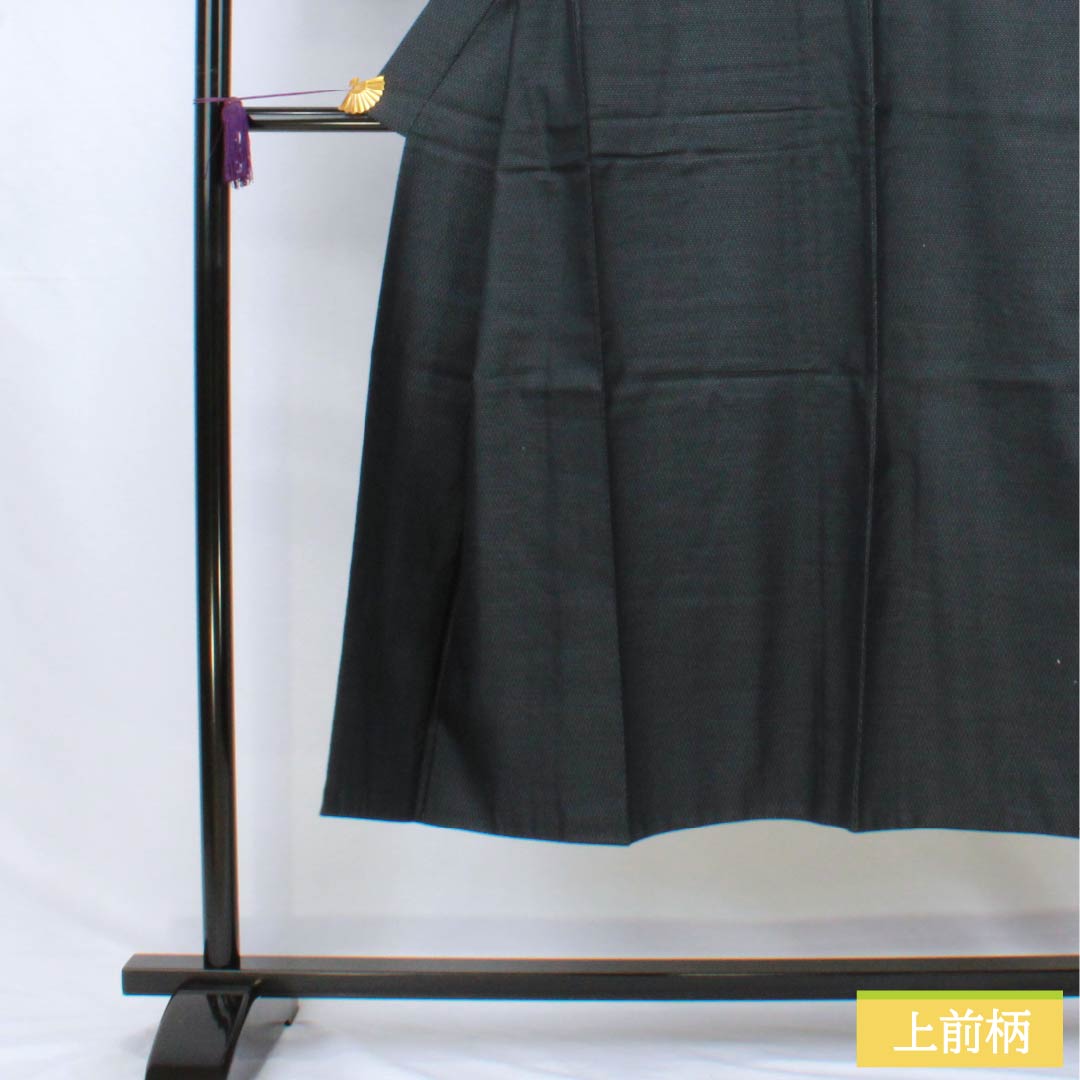 男物 正絹 Sランク 身丈140cm 裄丈68cm 相済茶色（あいすみちゃいろ） 亀甲 紬地 袷 紺系 1119001222418