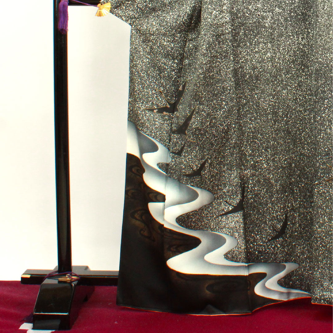 Homongi, lined, length 165cm, sleeve length 65cm, tataki-dyed, crane, Gosan-kiri, pure silk, S rank, black, 1112002592510