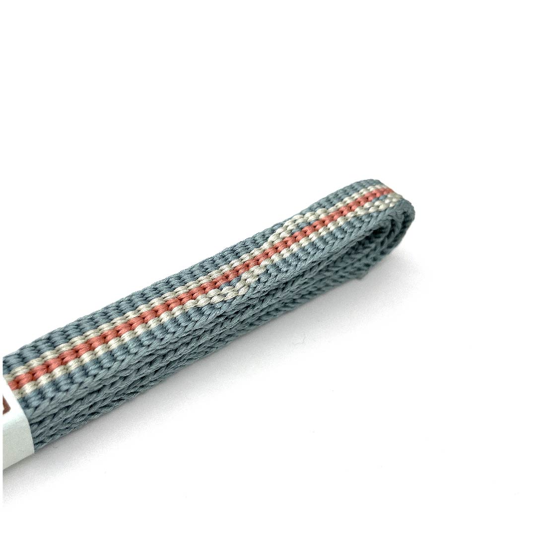 (New old stock) Silk obijime (sash fastener) - 4-part string - Kinuta celadon color - Hand-woven string - New old stock - Length approx. 168cm - Width approx. 1.2cm - Casual - S rank - Light blue 1135002672324