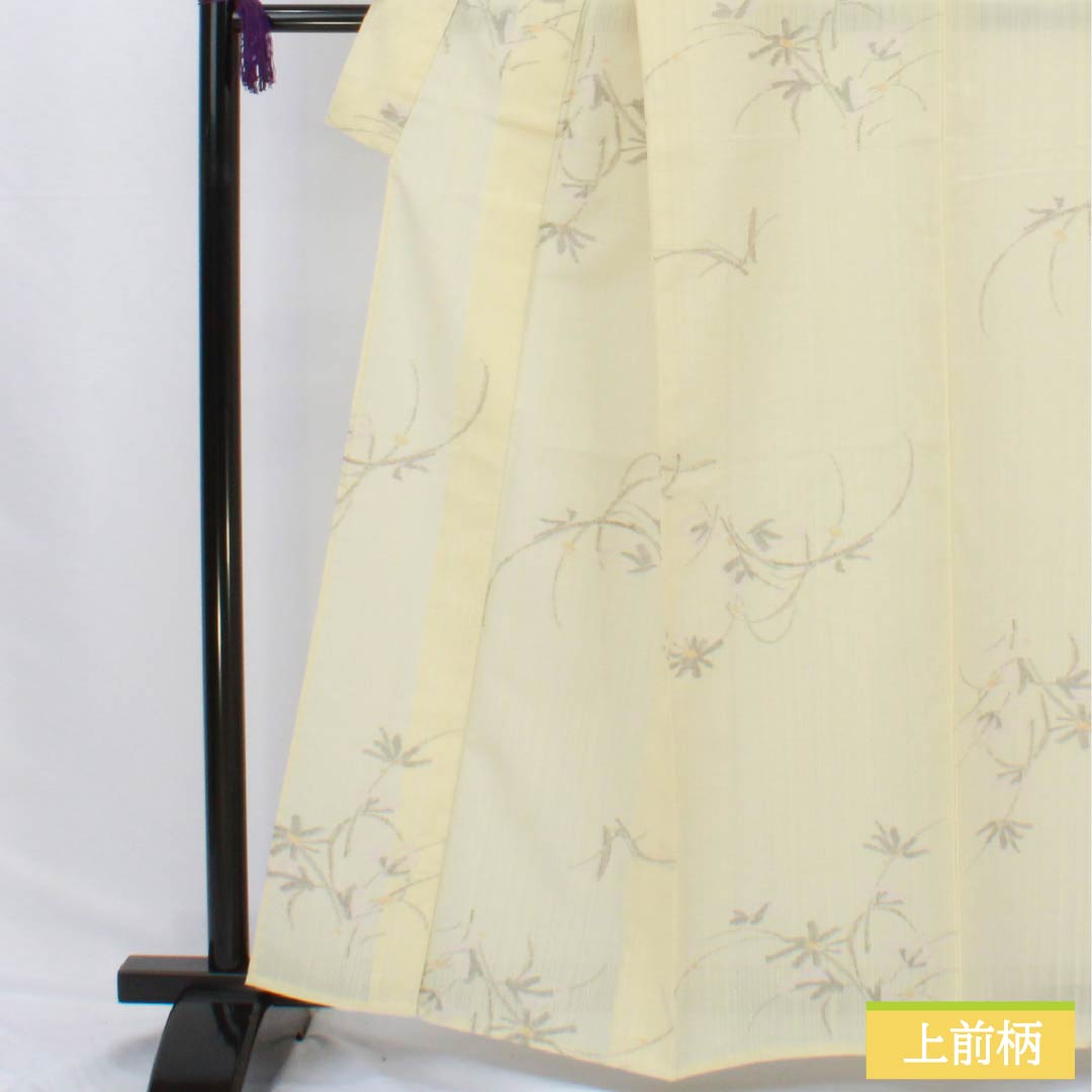 Summer silk tsumugi (pongee) kimono, length 162.5cm, sleeve length 64.5cm, Torinoko color (Torinoko-iro), scoop weave, floral pattern, gauze, A-rank, cream color, product number 1132002873415