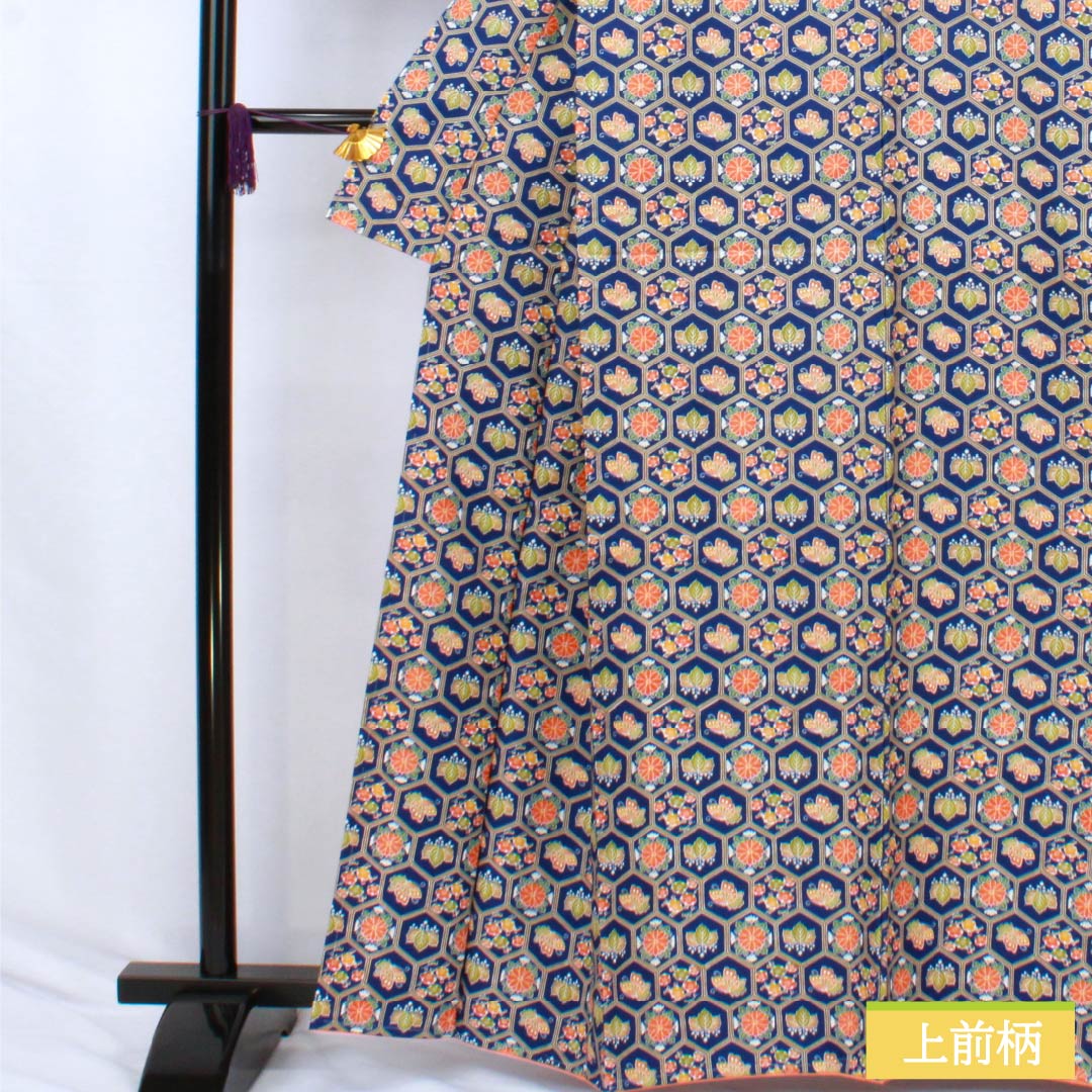 Small-patterned polyester kimono, S rank, length 163cm, sleeve length 64.5cm, lined, navy blue, tortoiseshell pattern, small flowers, plum blossoms, and butterflies, navy blue, product number 1115007302418
