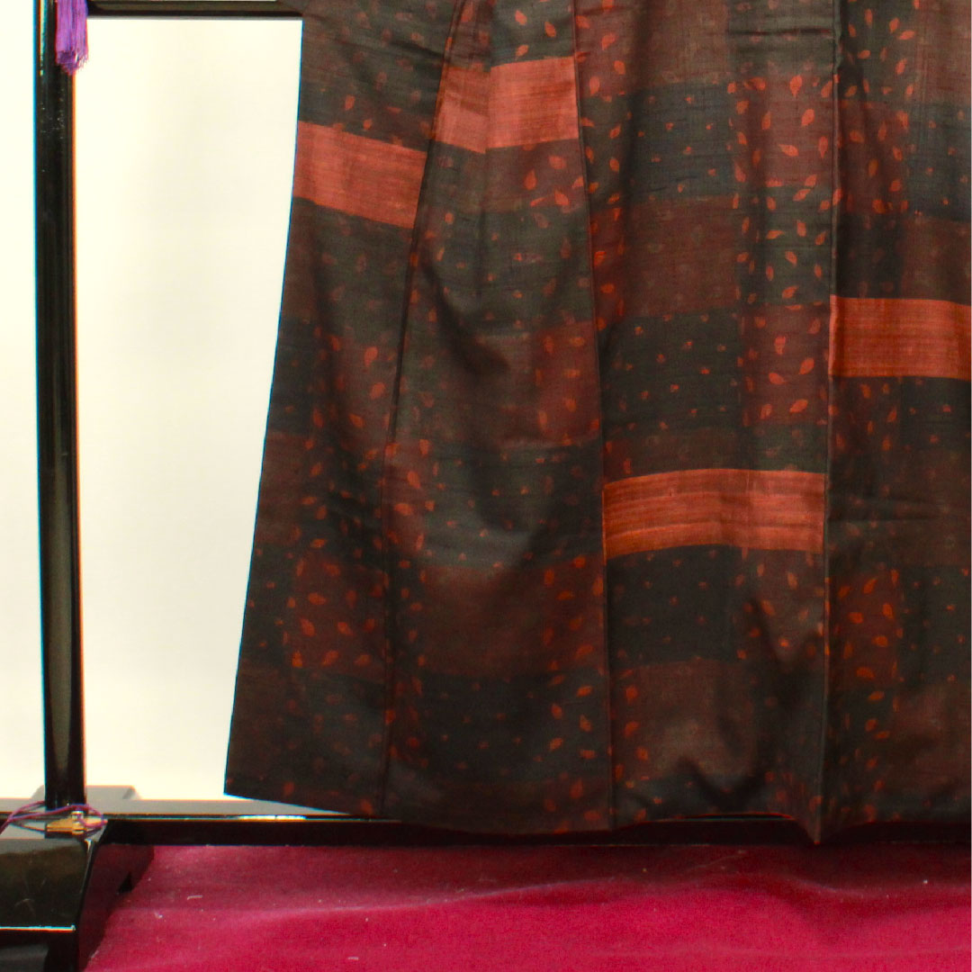 Tsumugi Length 157cm Sleeve length 63.5cm Stencil dye Abstract pattern Pure silk S rank Awase Gradient 1116002542399