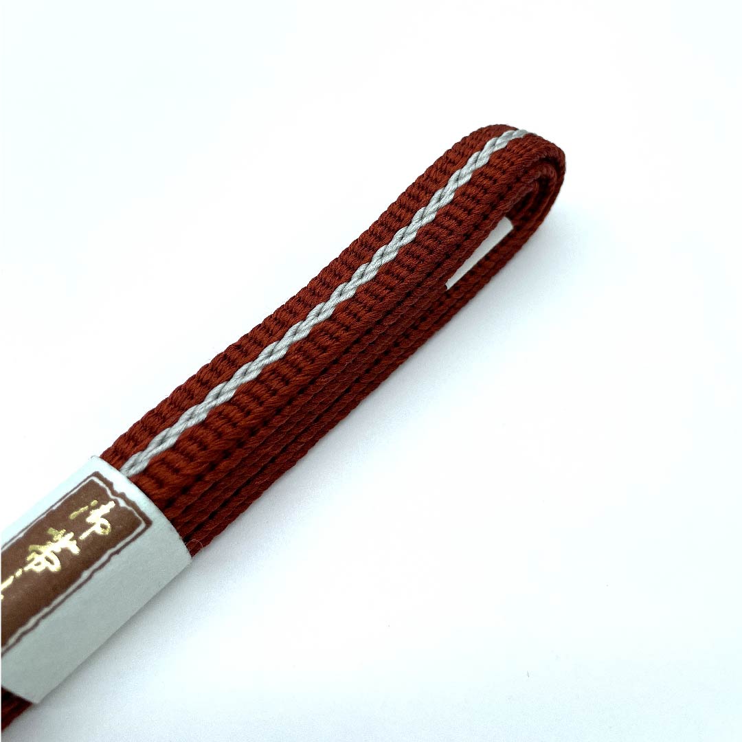 (New old stock) Obi-jime (belt fastener) Pure silk quarter-length cord Reddish brown (sekikashoku-iro) Hand-woven cord New old stock Length approx. 159cm Width approx. 1.5cm Casual S rank Brown 1135001462914