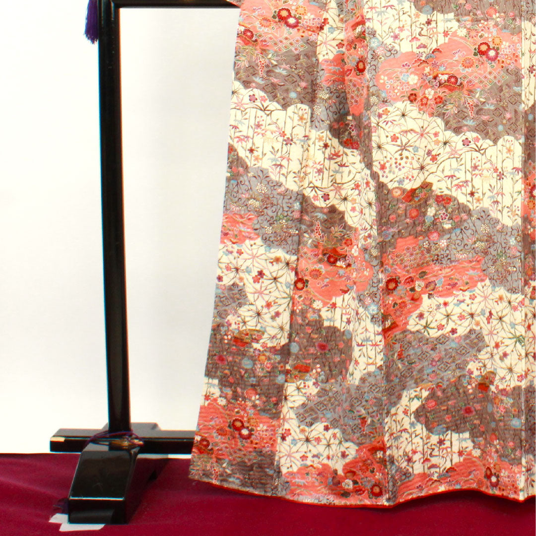 Komon, Length 164.5cm, Sleeve length 63cm, Awase, Neri-iro, Floral pattern, Pure silk, S rank, Cream color, 1115002832415