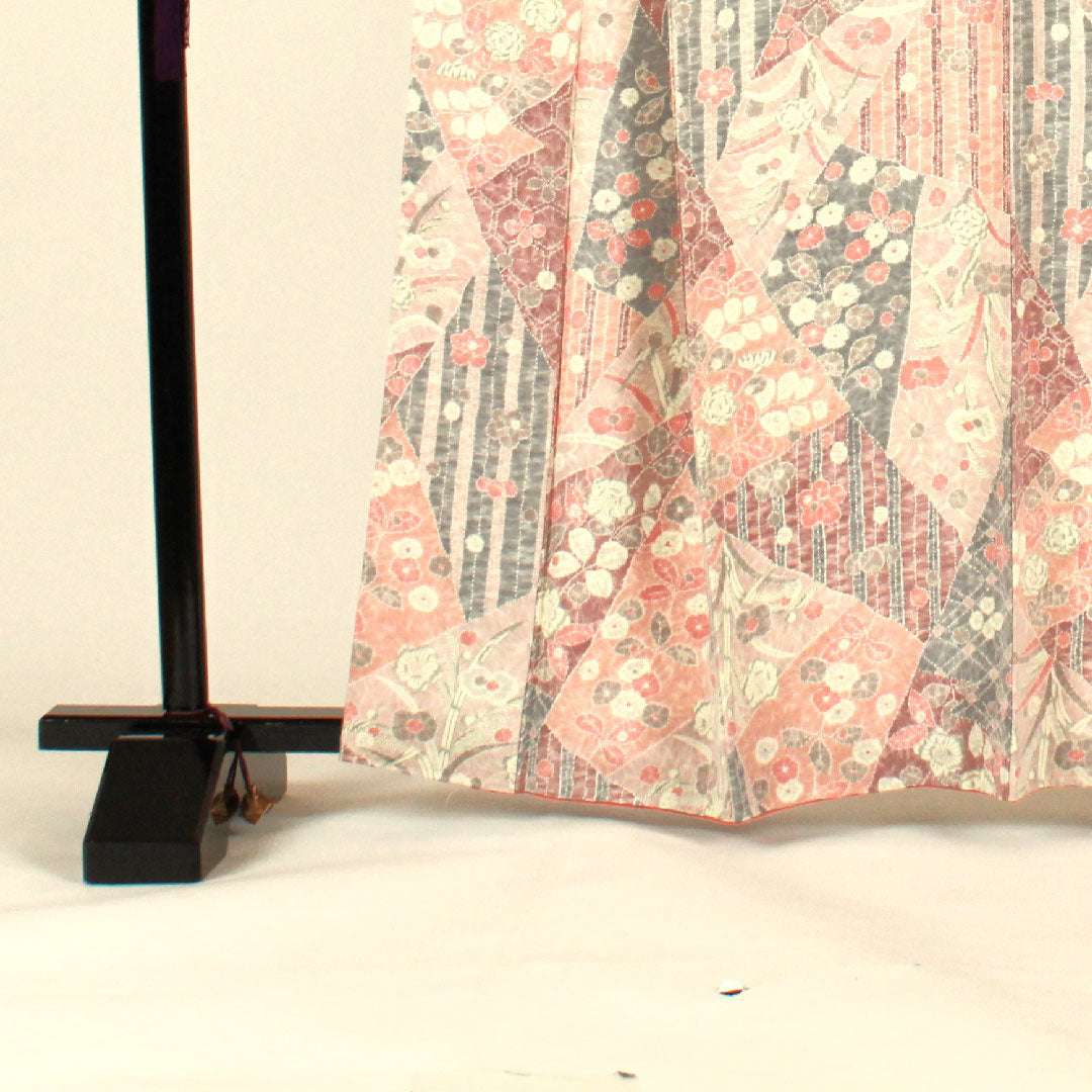 小紋 身丈164cm 裄丈64cm 袷  裂取り 花・芒模様  正絹 Sランク ピンク系 1115000732313
