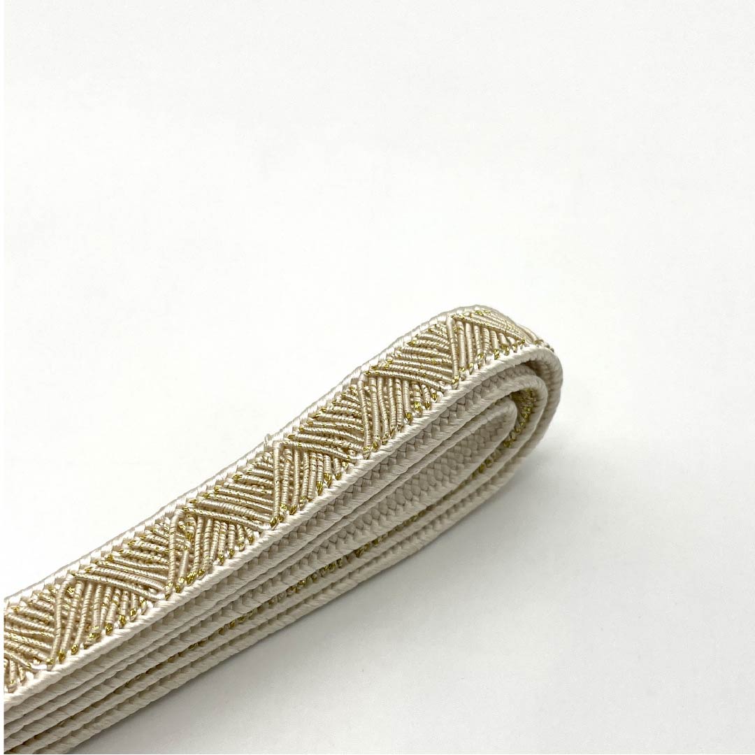 S-Rank Silk Obijime (Shiroiro) with Gold and Scale Pattern, Length: Approx. 160.5cm, Width: Approx. 1.5cm, Formal, White, Item Number: 1135004602311