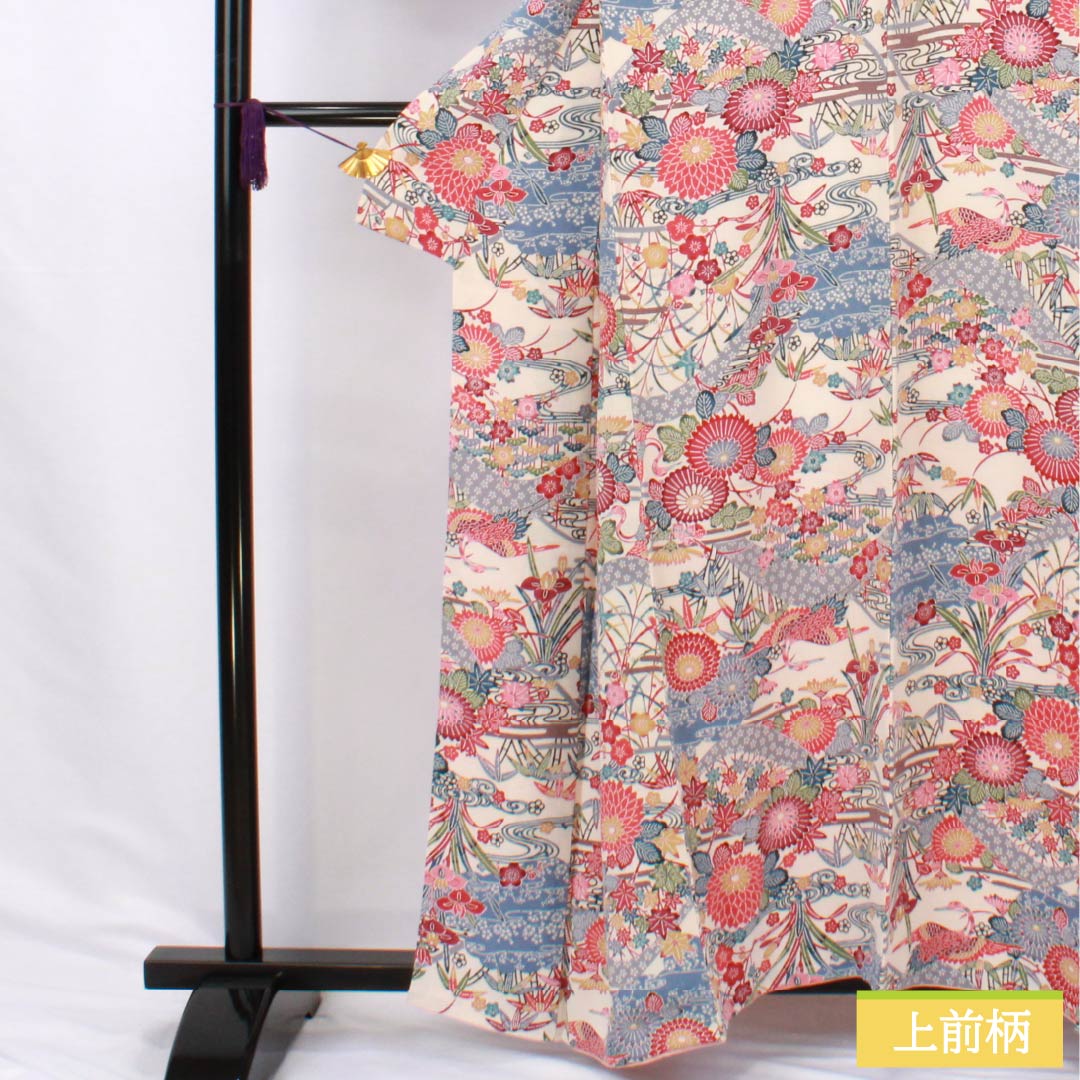Komon (small pattern) silk, A-rank, length 158.5cm, sleeve length 64cm, lined, light-colored (usunukuiro) Kyoto Bingata pattern, auspicious motif, white with basting threads, product number 1115006983311
