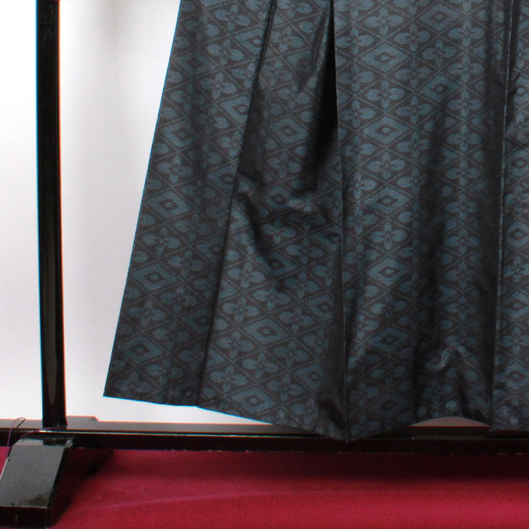 Oshima Tsumugi, Length 148.5cm, Sleeve length 66cm, Weft-total Kasuri, Tortoiseshell pattern, Pure silk, A-rank, Lined, Navy blue, 1116001673118