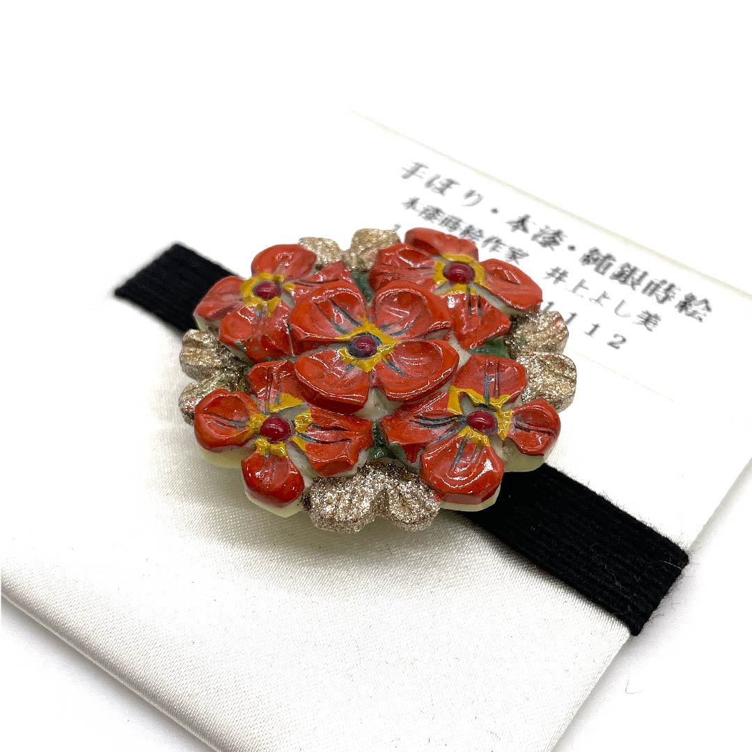 (New old stock) Obidome (sash fastener) Maki-e Casual Vermilion (shinshu-iro) Pure silver Maki-e Hand-carved Genuine lacquer Length approx. 4cm Width approx. 4cm S rank Vermilion 1137000702916