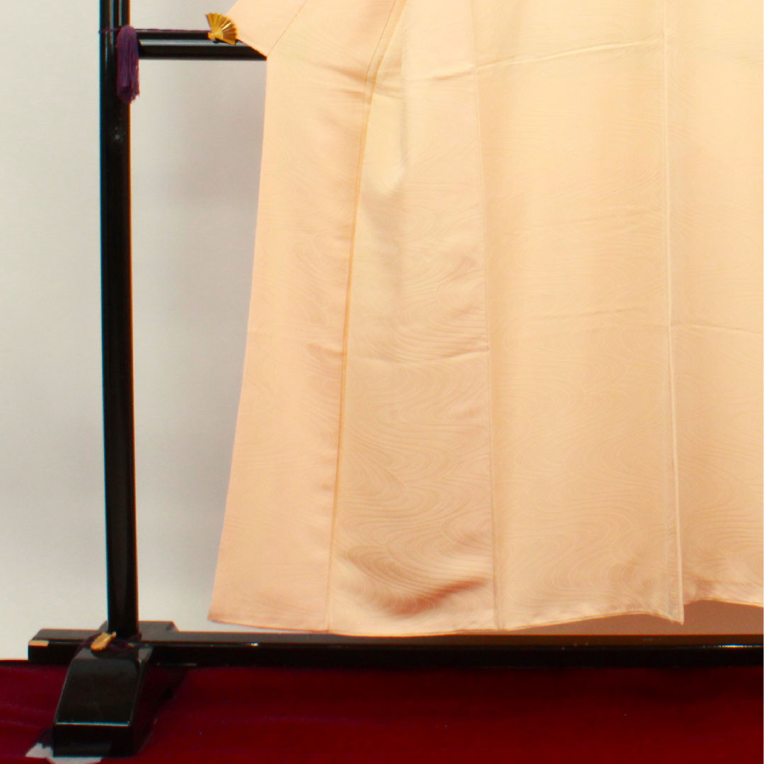 色無地 正絹 薄肌色 流水 五三桐  身丈153.5cm 裄丈64cm 袷  Aランク 橙系 1114000993226